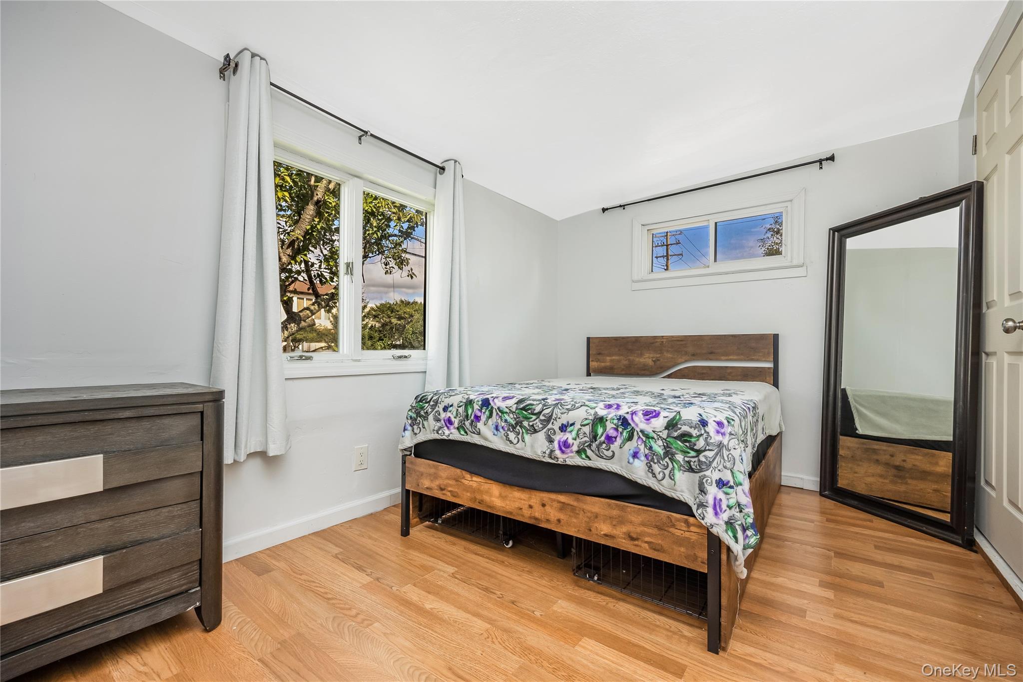 10 Brightside Avenue – For Sale photo 12