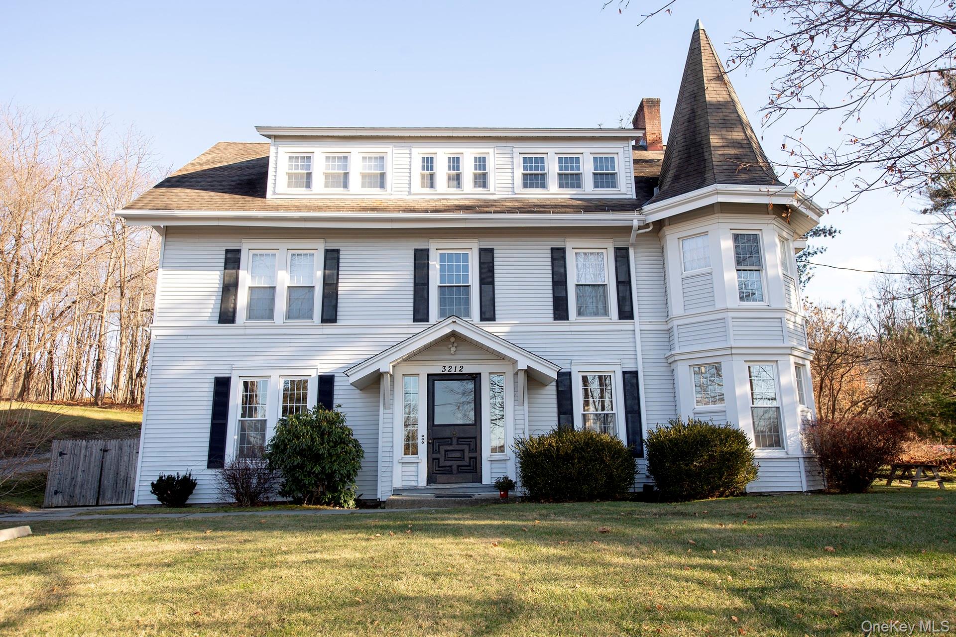 3212 Franklin Avenue, Unit 3RD