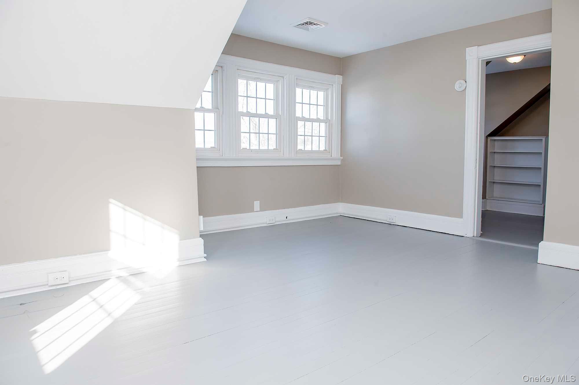 3212 Franklin Avenue, Unit 3RD photo 15