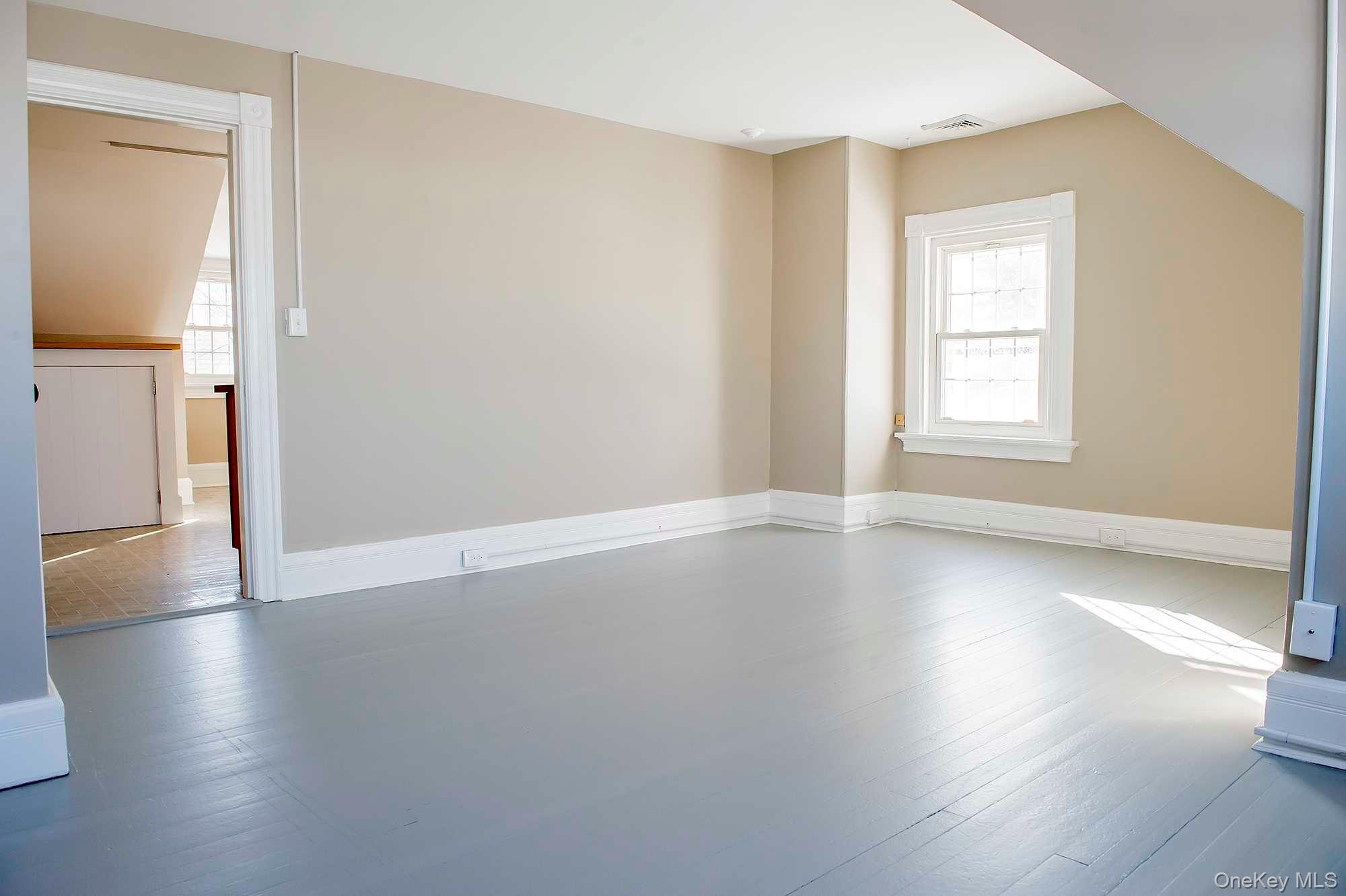 3212 Franklin Avenue, Unit 3RD photo 6