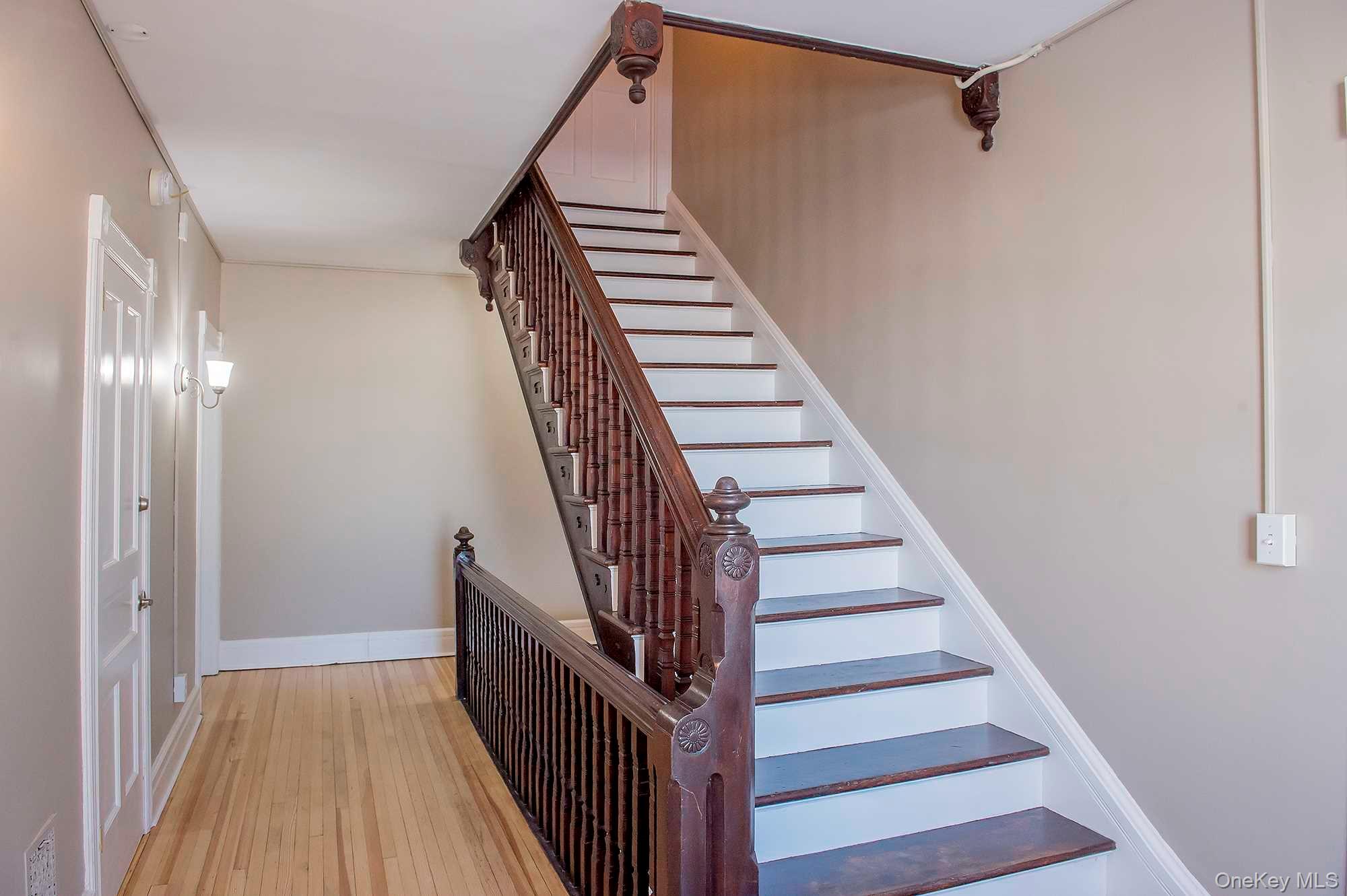 3212 Franklin Avenue, Unit 3RD photo 28