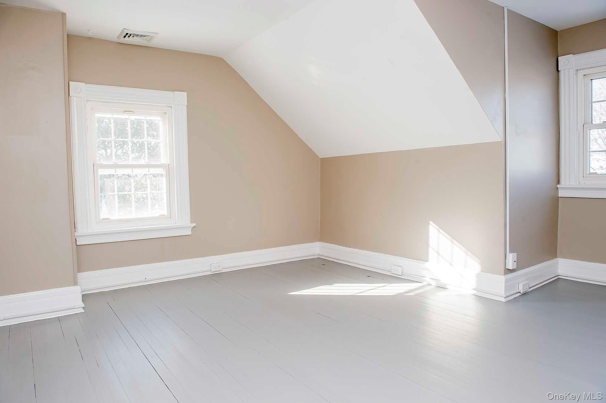3212 Franklin Avenue, Unit 3RD photo 14