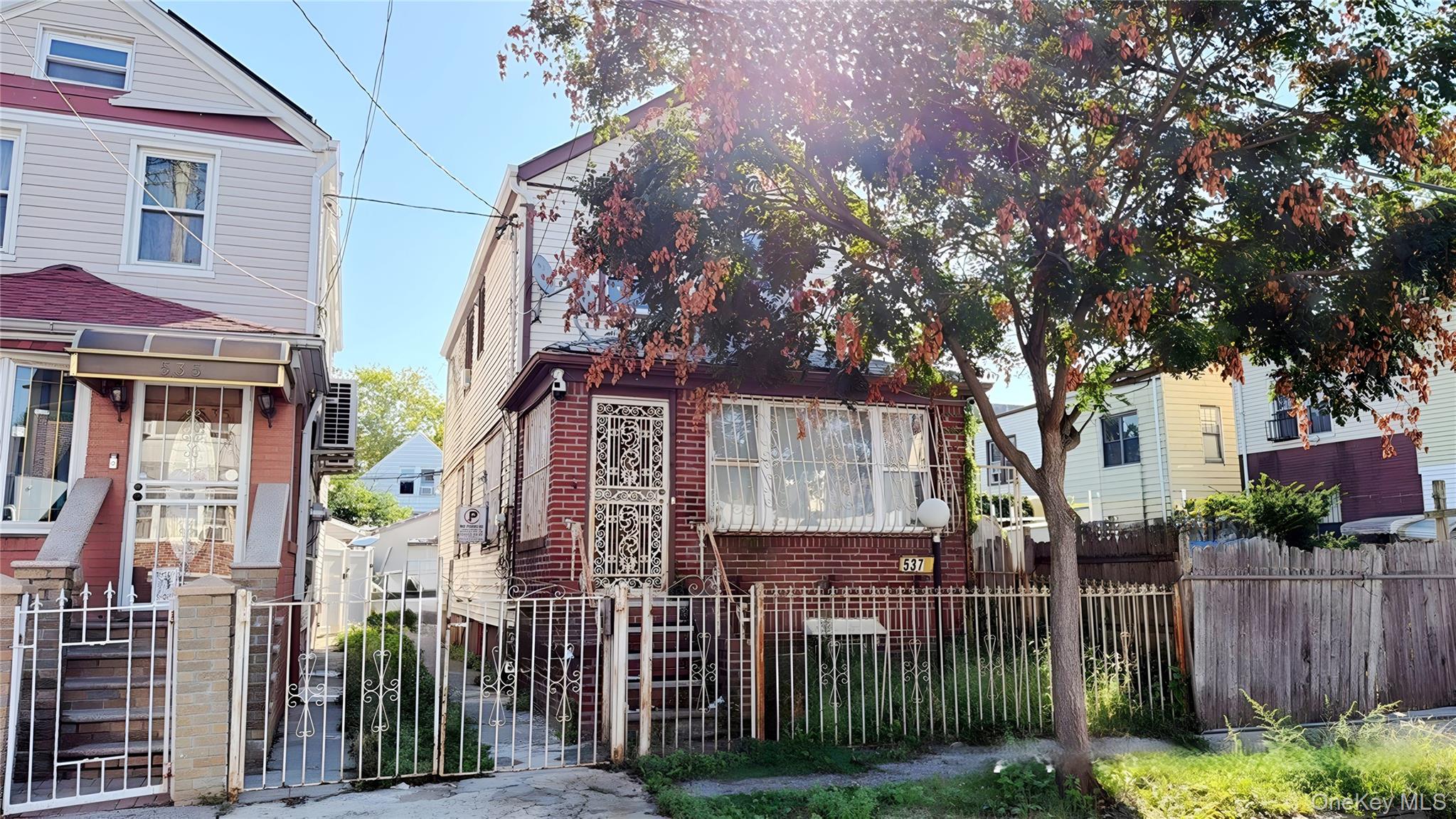 537 E 39th Street – For Sale
