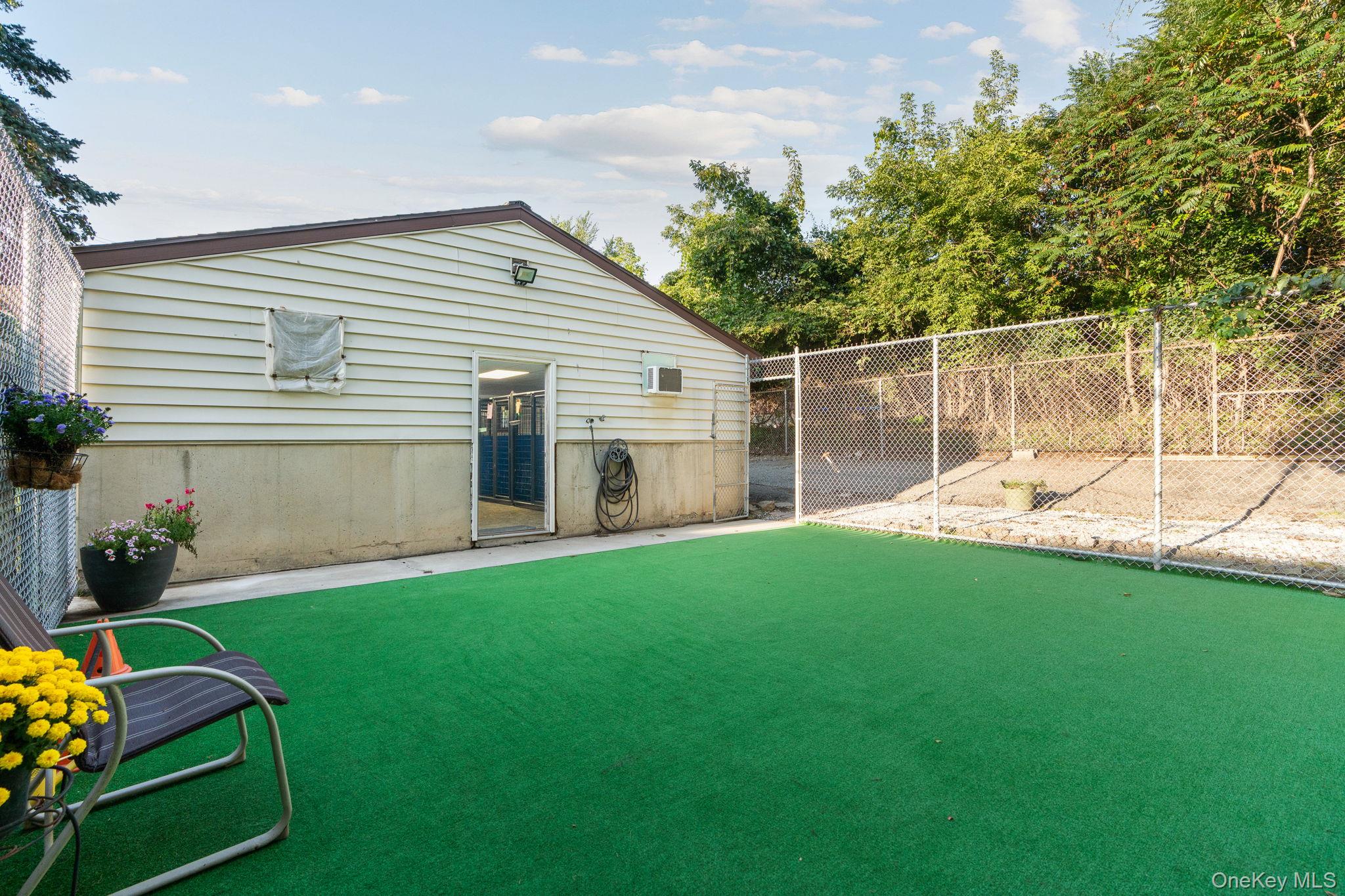 3040 Vestal – For Sale photo 24