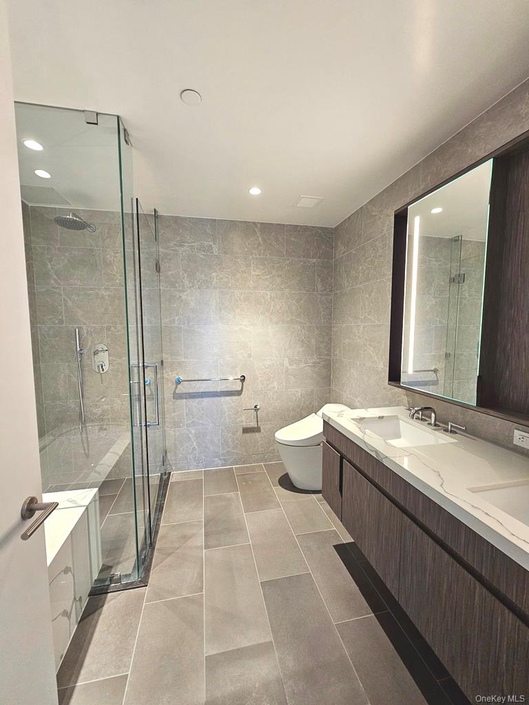 133-36 37th Avenue, Unit 11F photo 9