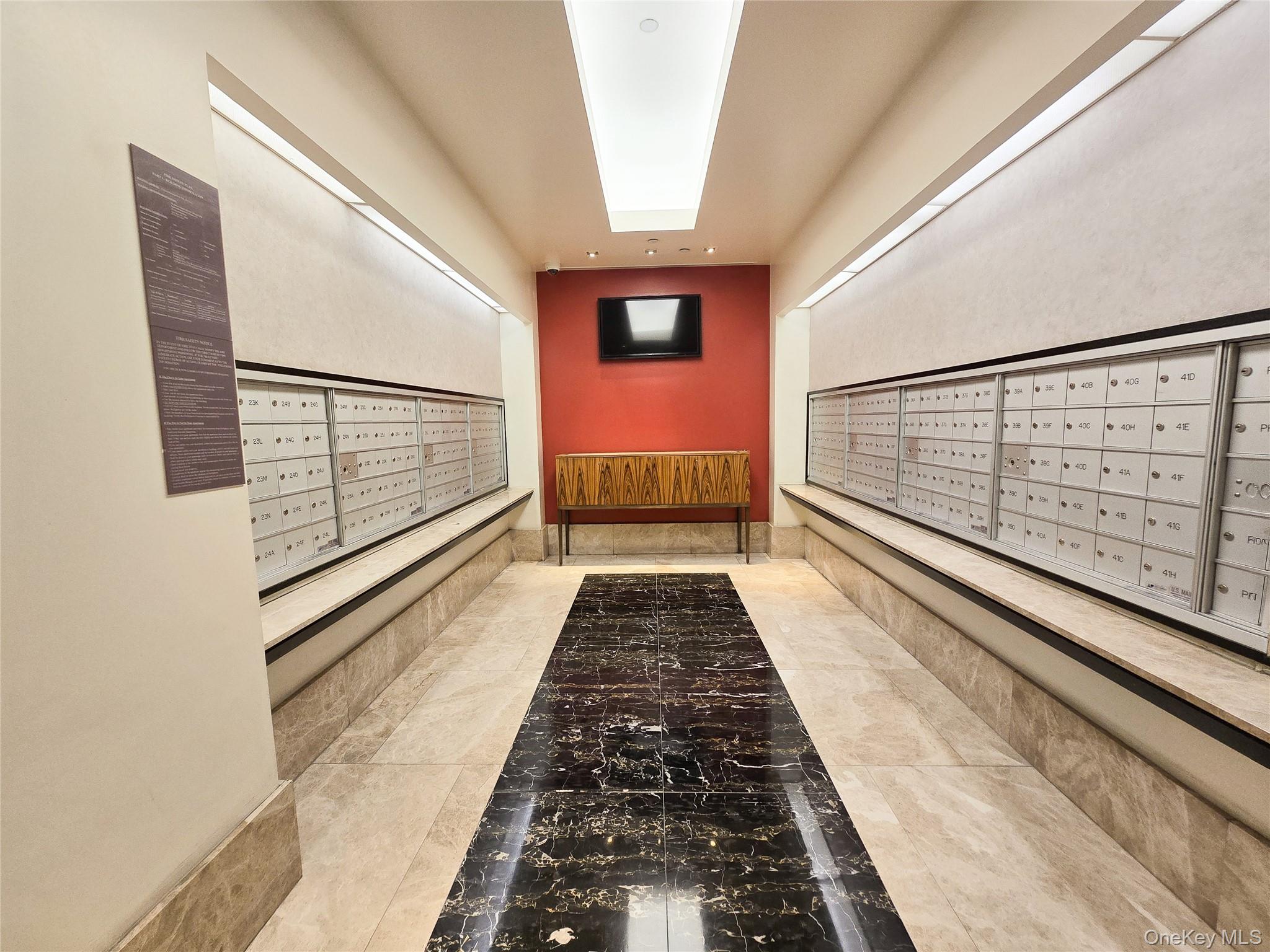 215 E E 96 Street E, Unit 30K photo 3