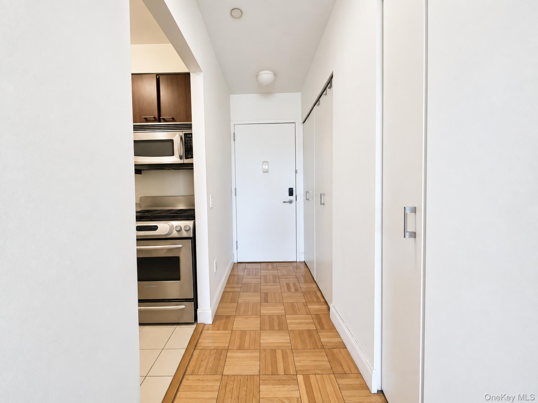 215 E E 96 Street E, Unit 30K photo 6