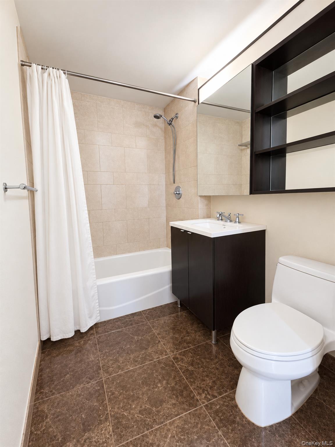 215 E E 96 Street E, Unit 30K photo 7