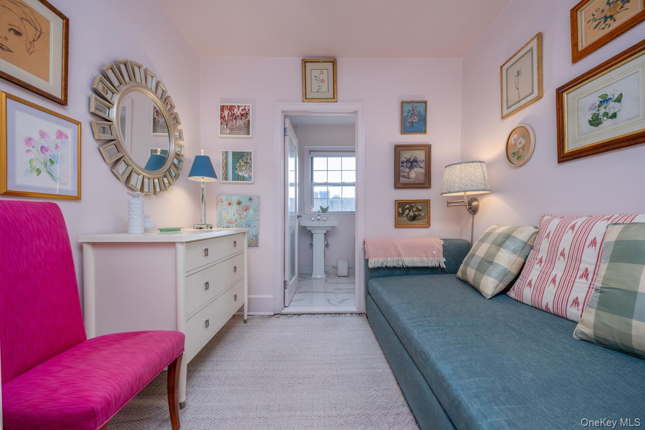 270 Bronxville Road, Unit A51 photo 17