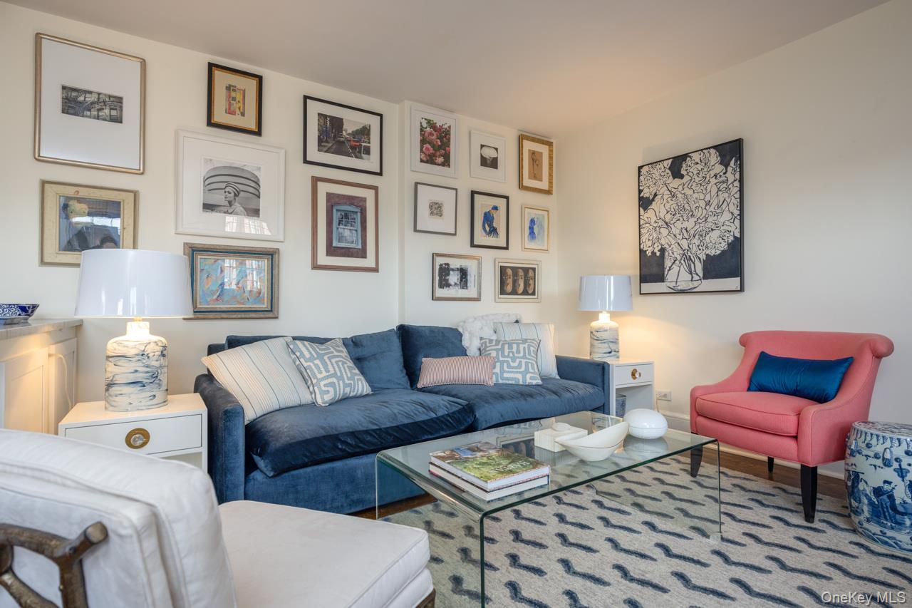 270 Bronxville Road, Unit A51 photo 15