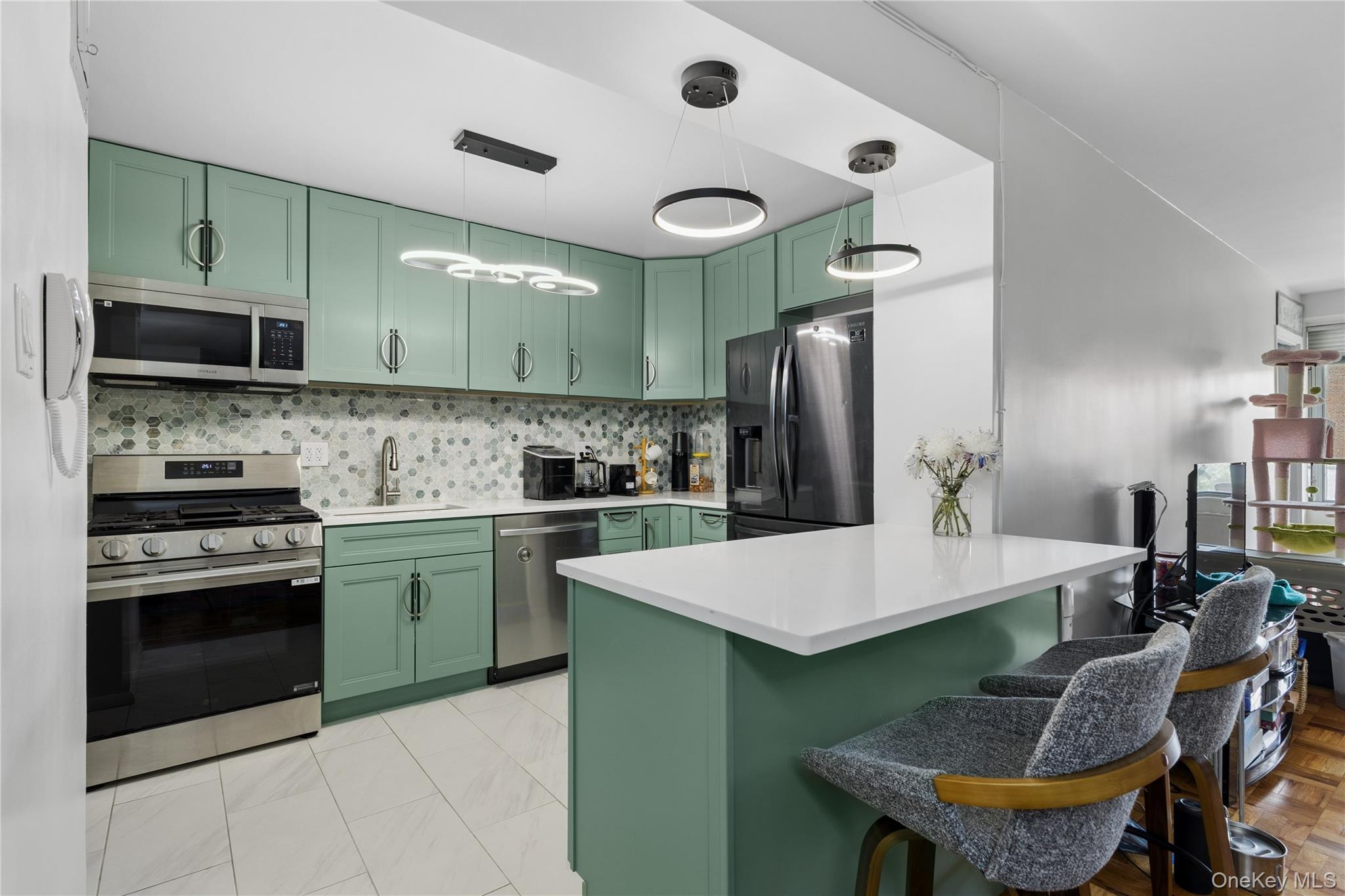 2500 Johnson Avenue, Unit 4K photo 3