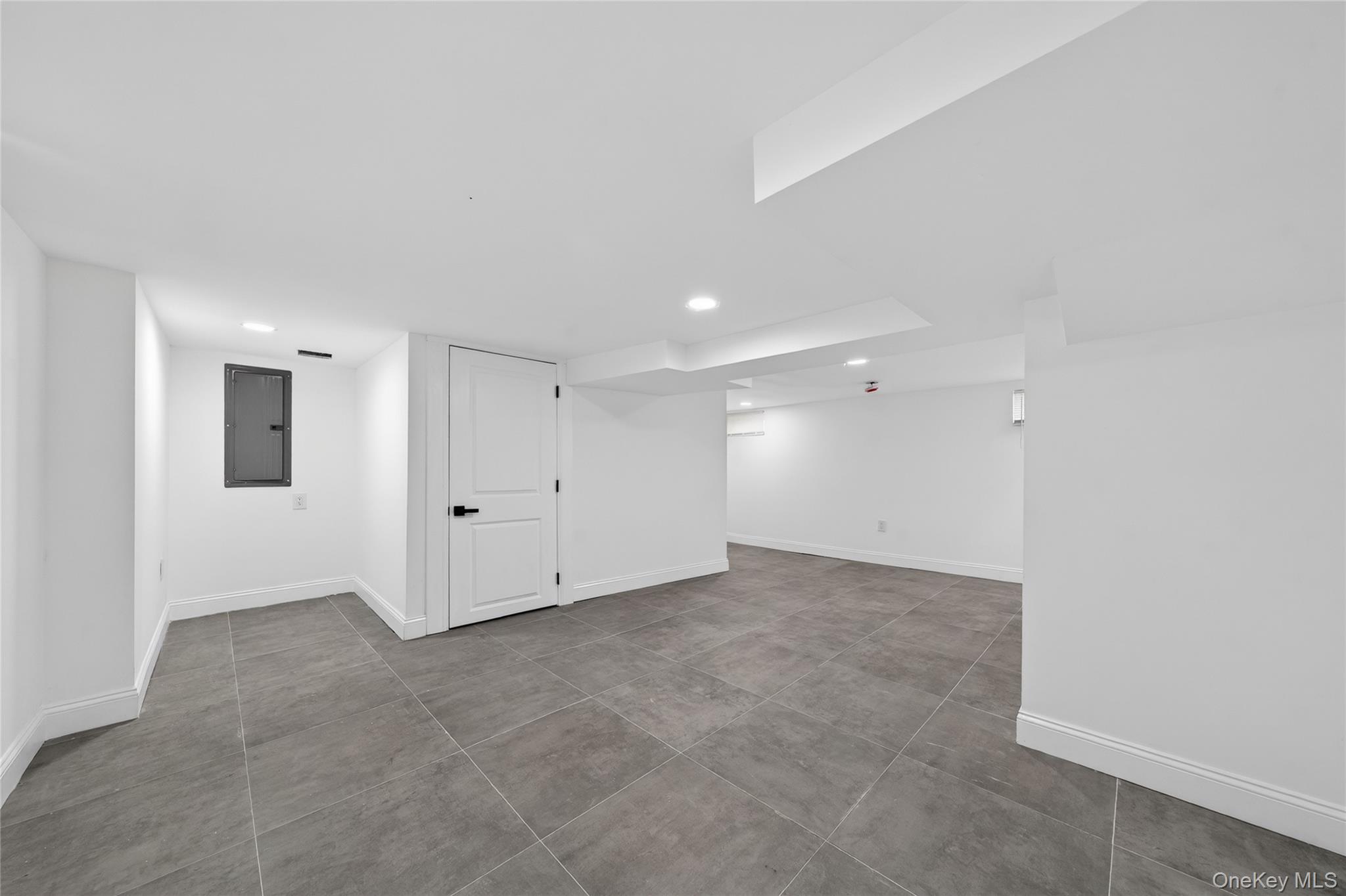 15 Grand Place – For Sale photo 24
