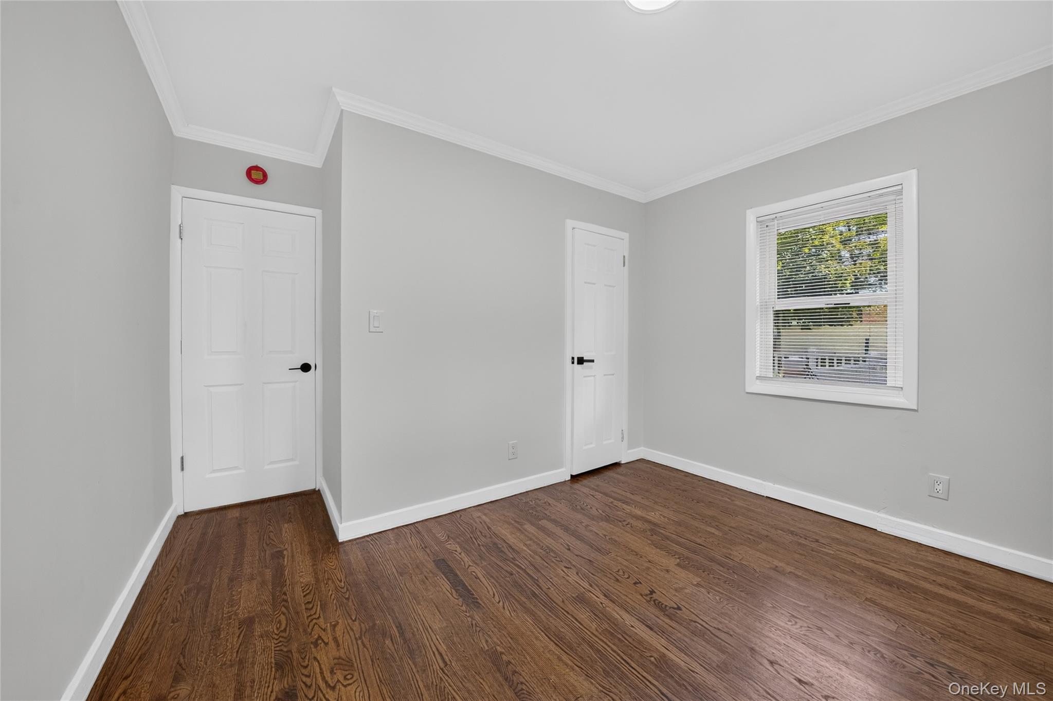 10 Field Place – For Sale photo 14