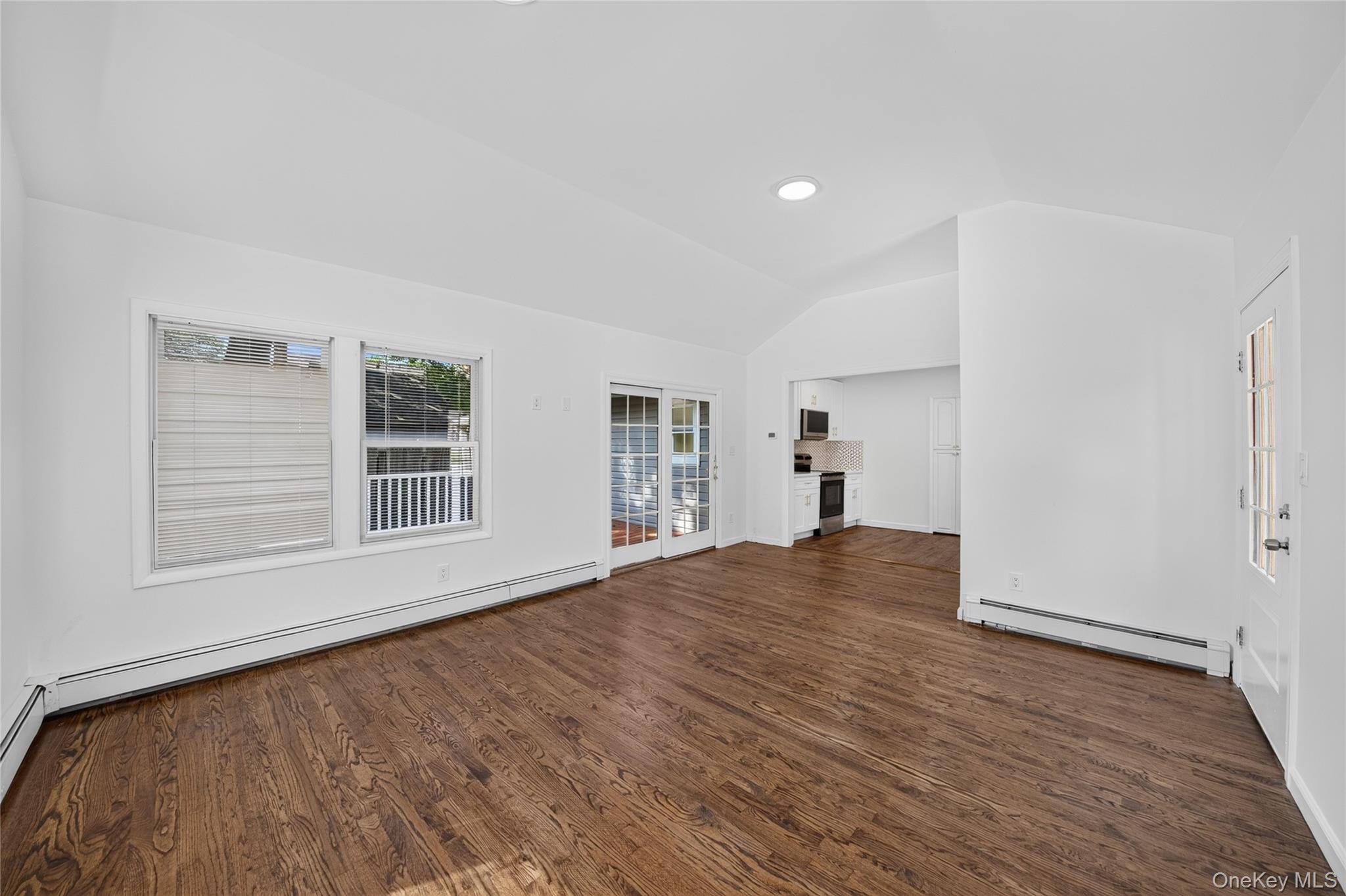 10 Field Place – For Sale photo 6