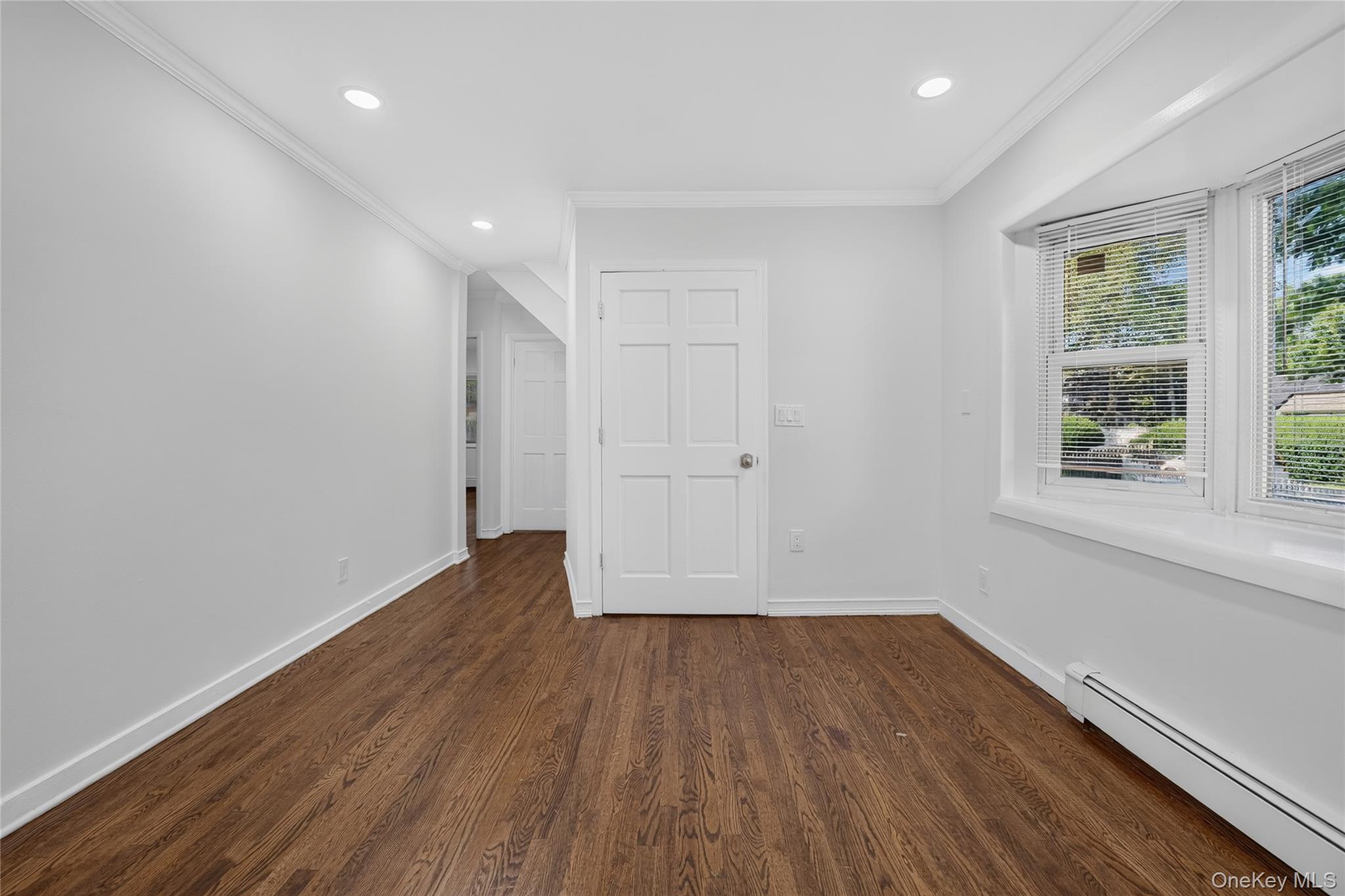 10 Field Place – For Sale photo 12