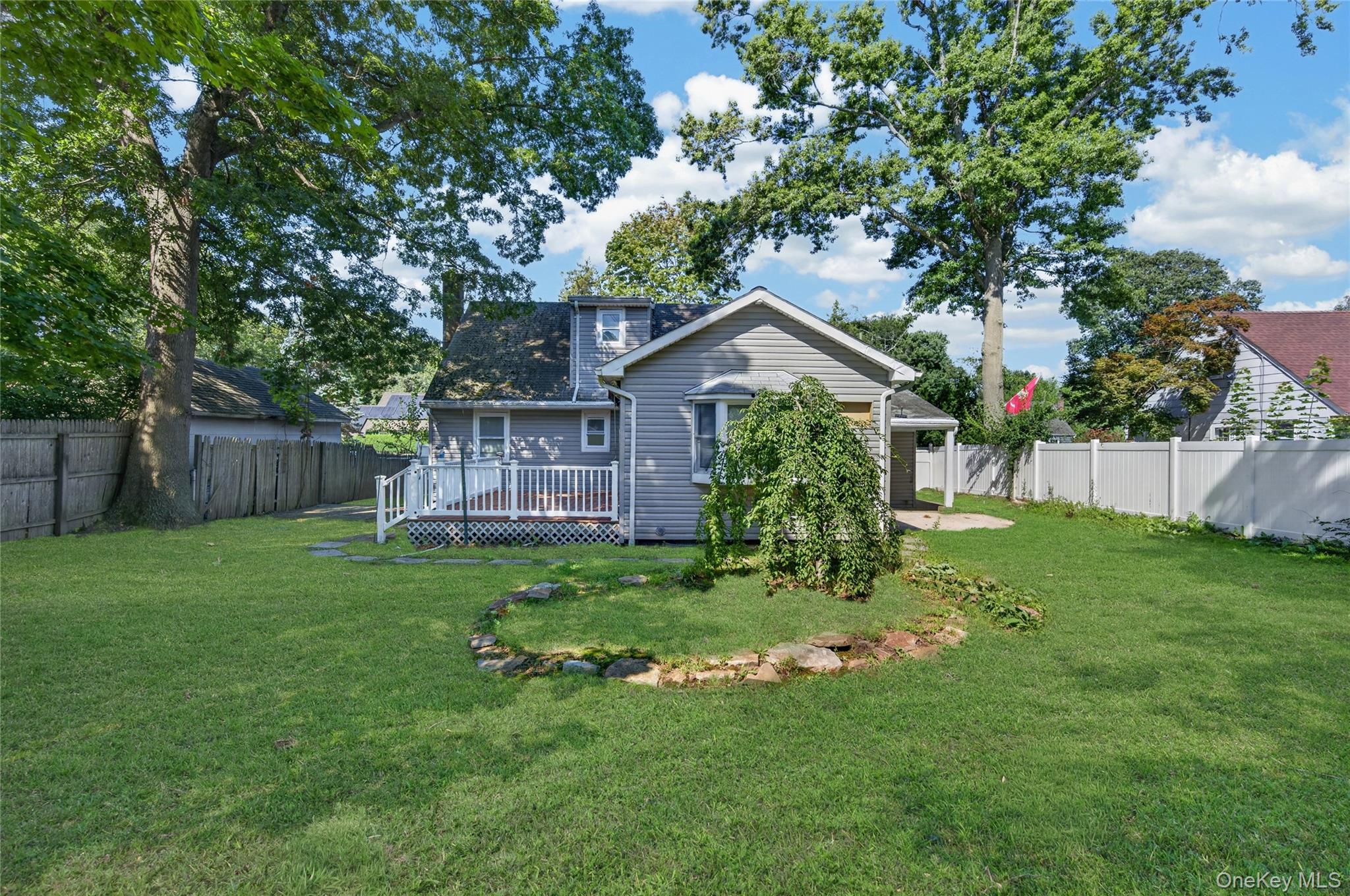 10 Field Place – For Sale photo 29