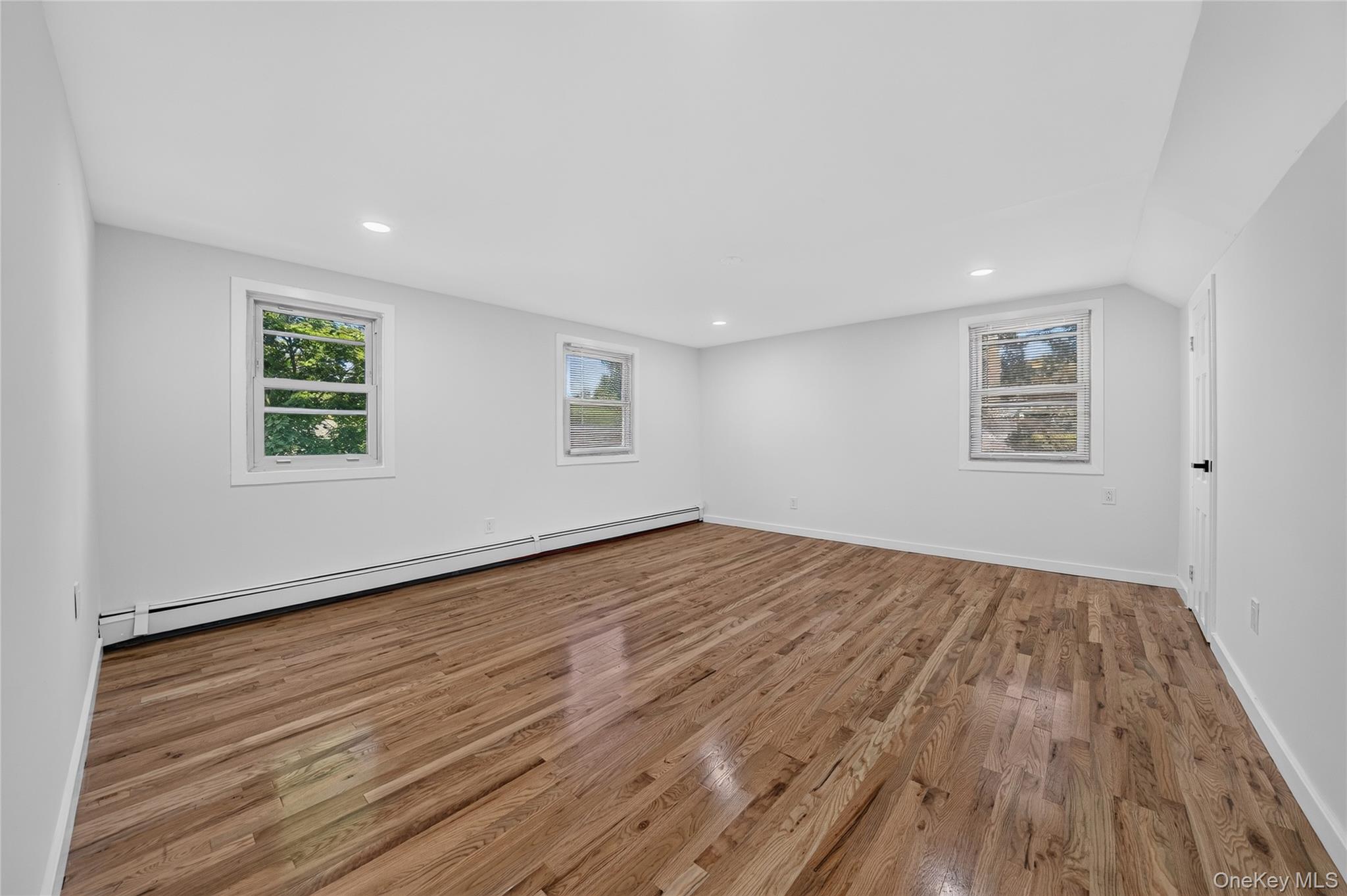 10 Field Place – For Sale photo 21