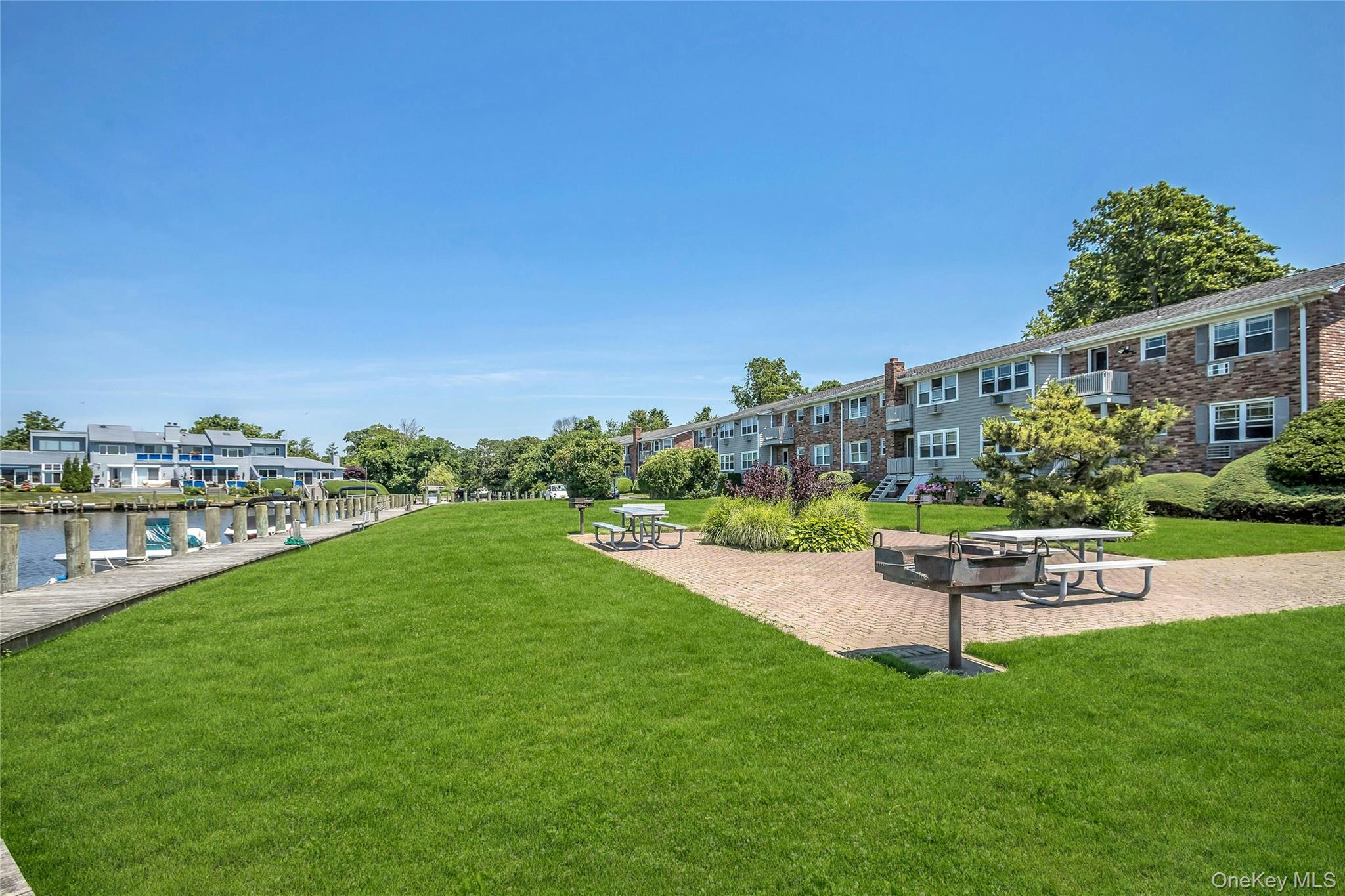 246 Fairharbor Drive, Unit 246 photo 18