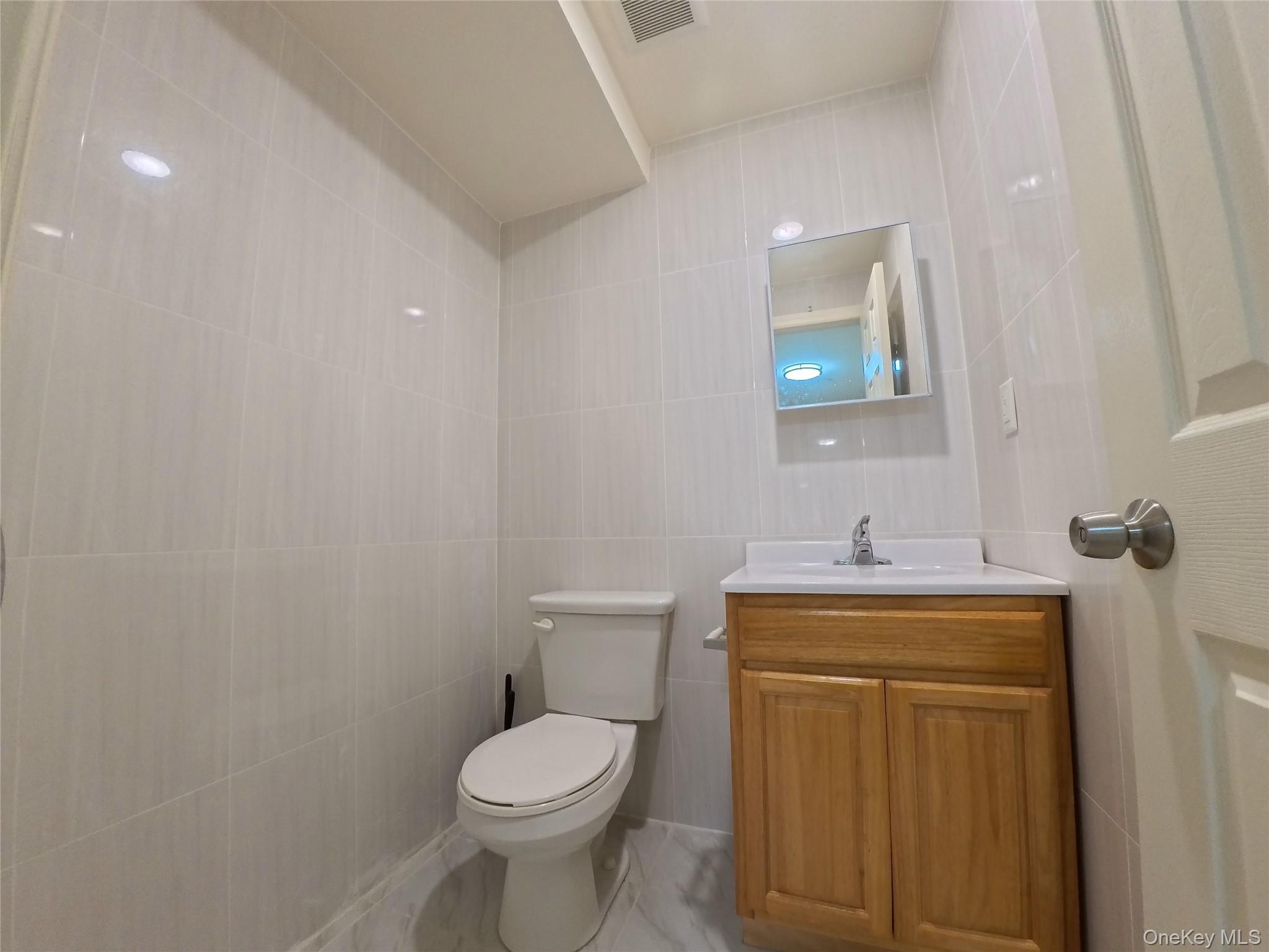 220-03 64th Avenu, Unit 1FL photo 10