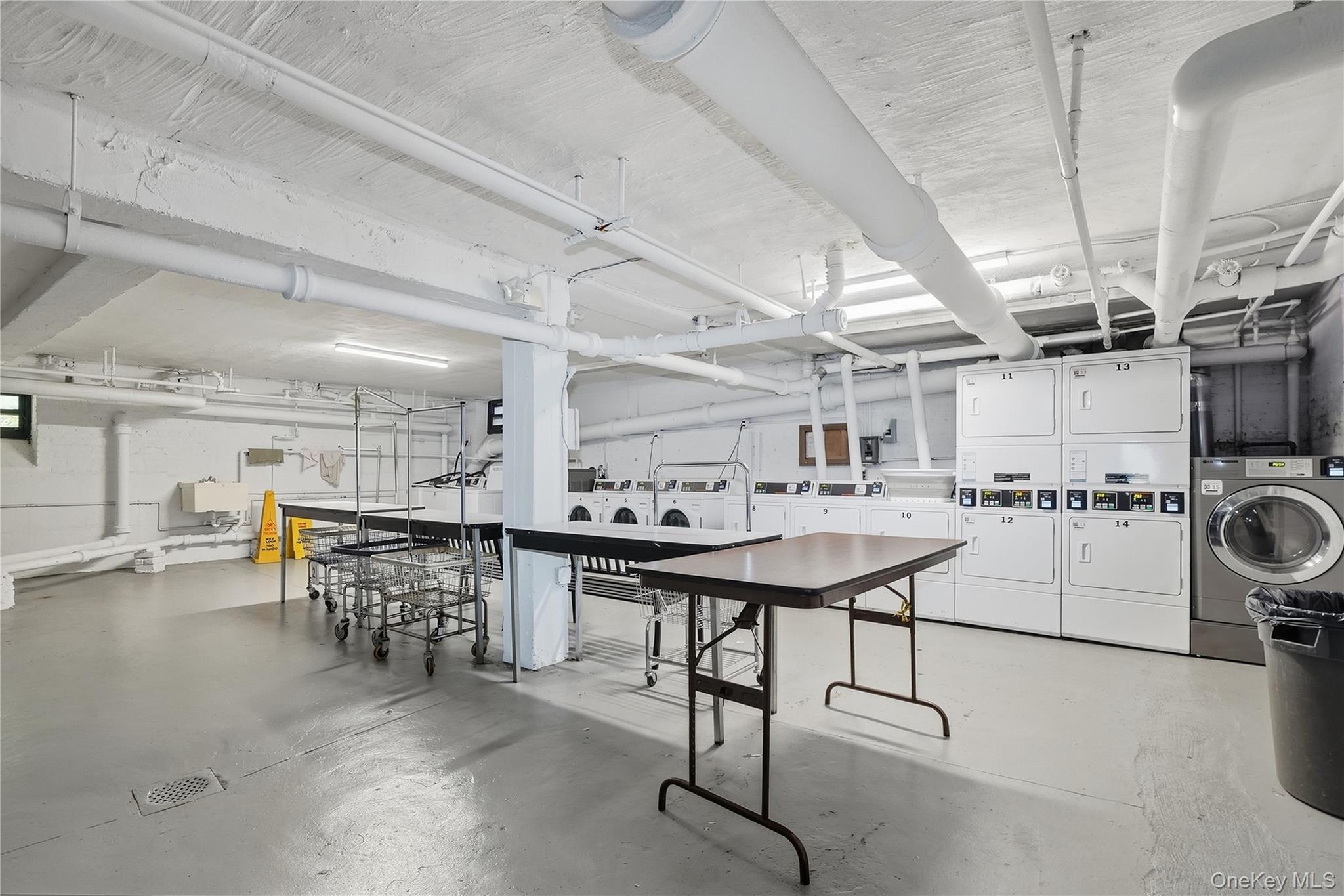 210 Martine Avenue, Unit 5L photo 11