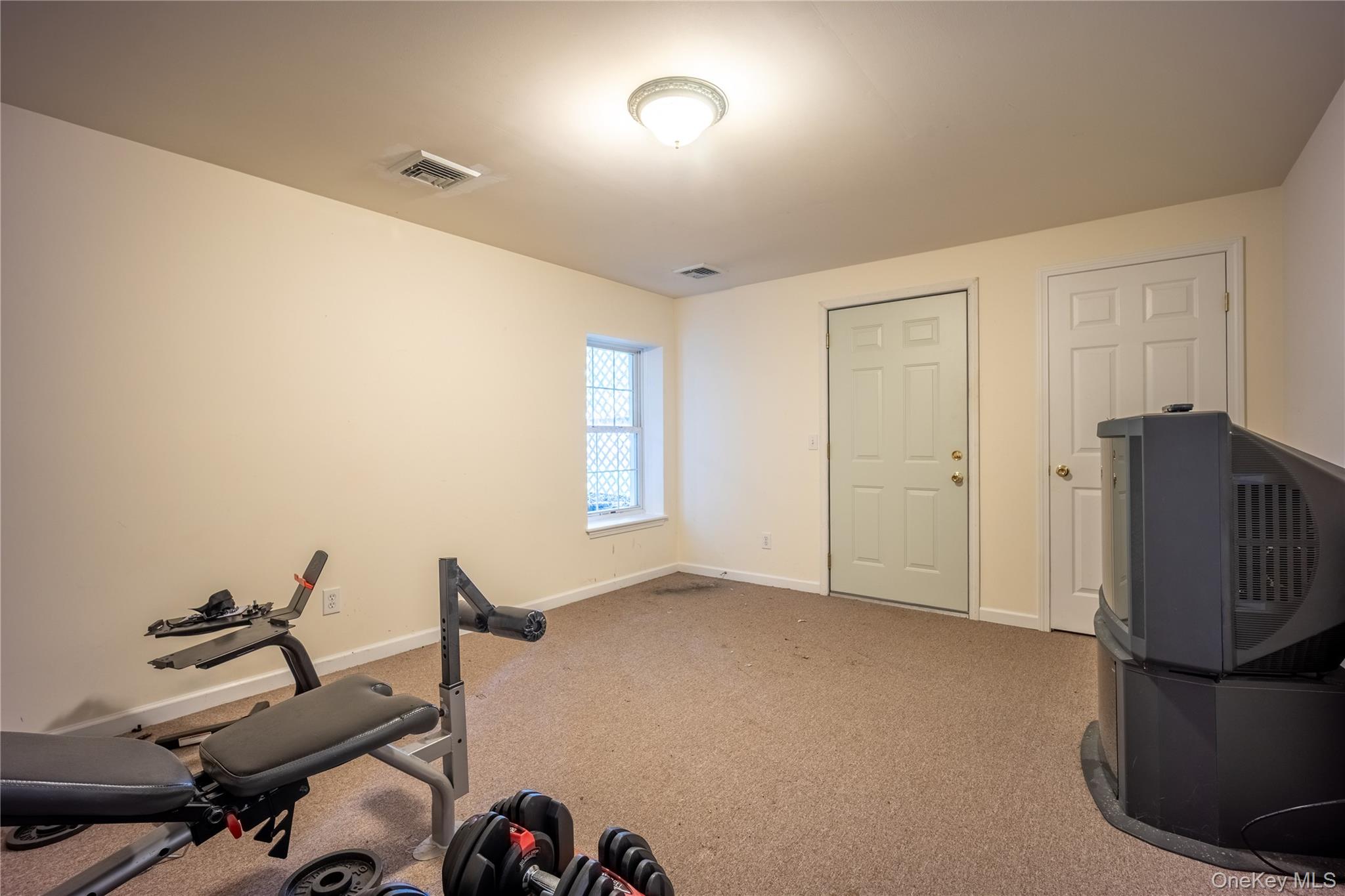 53 Traci Lane – For Sale photo 27