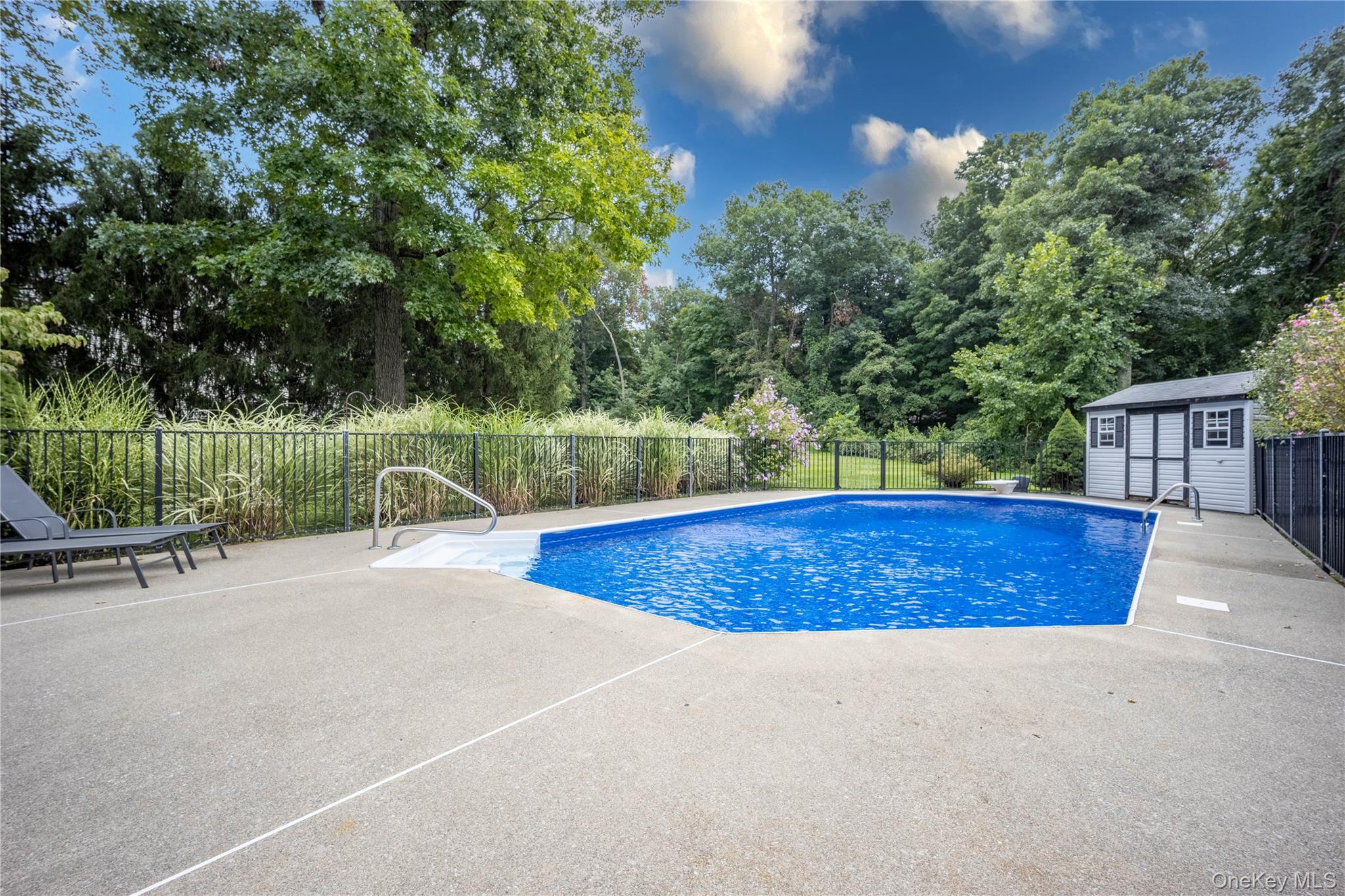 53 Traci Lane – For Sale photo 32
