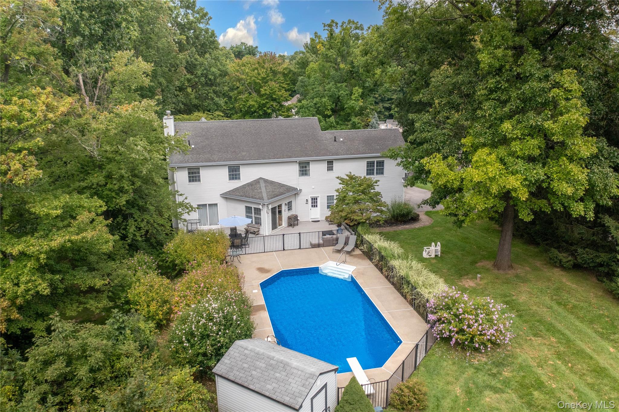 53 Traci Lane – For Sale photo 30
