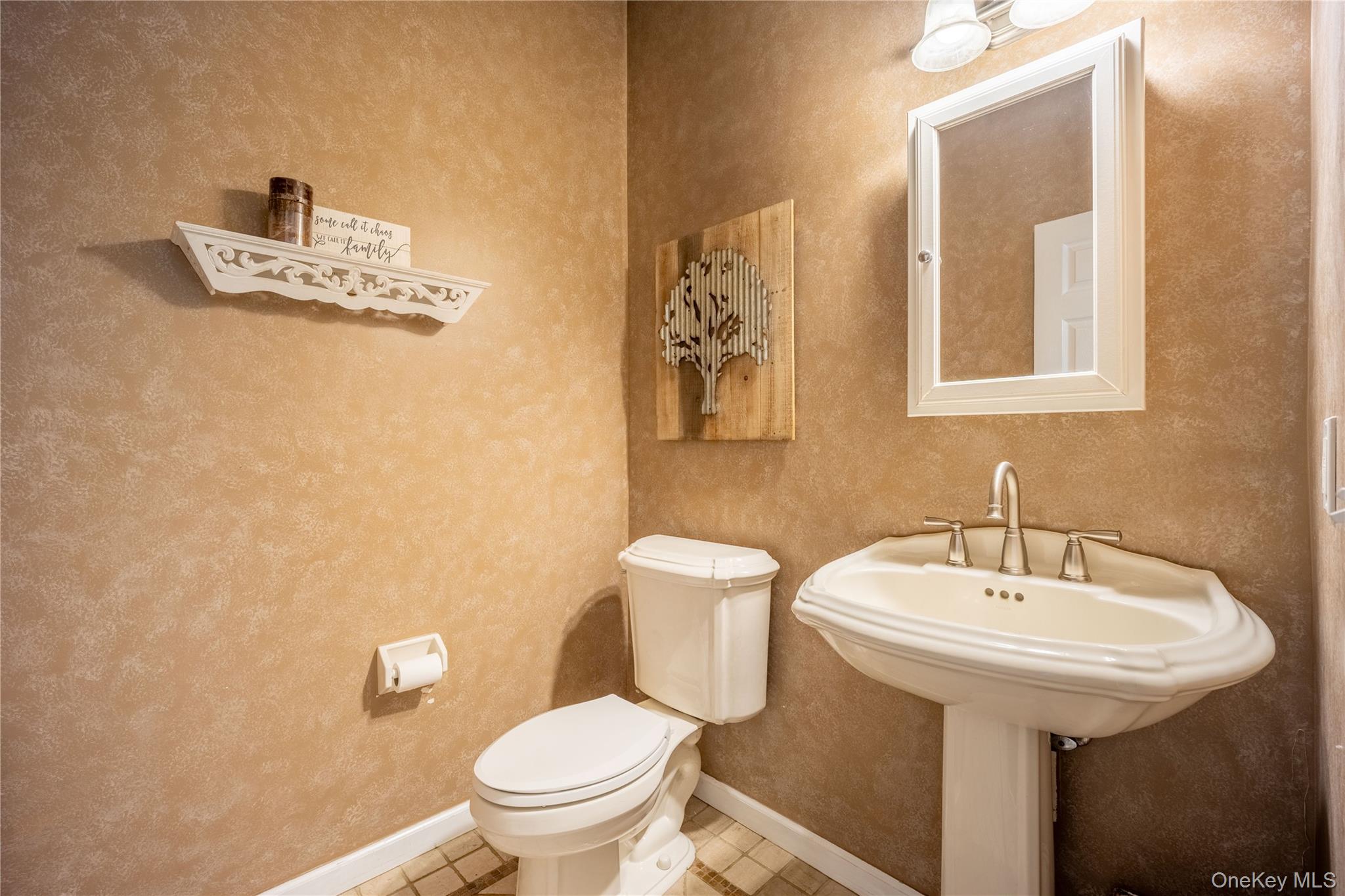 53 Traci Lane – For Sale photo 14