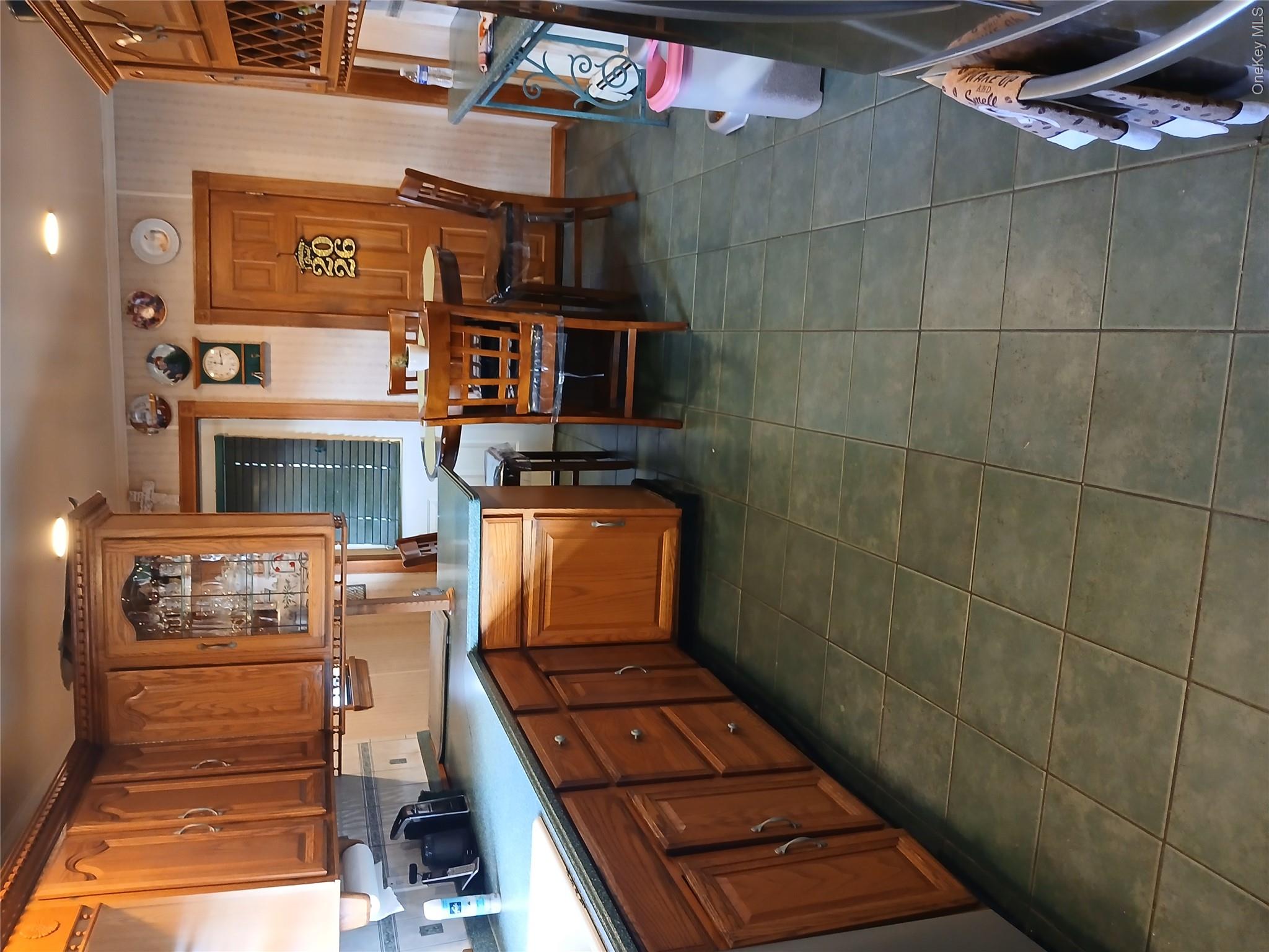 25 Campbell Street – For Sale photo 7