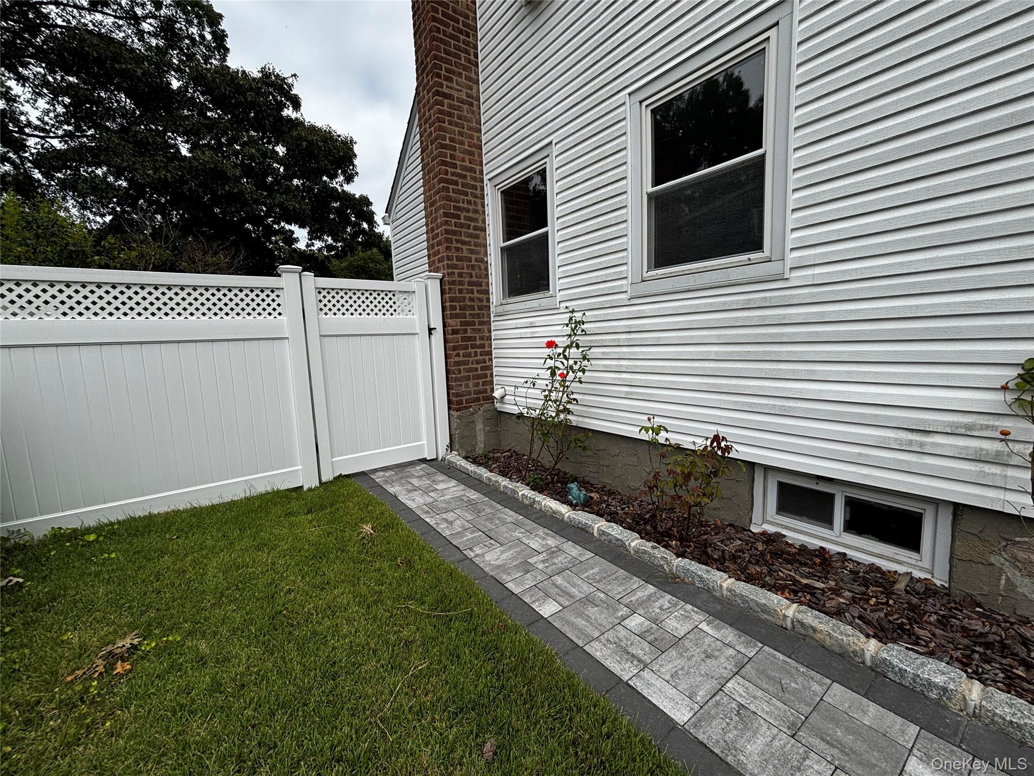 105 Rutledge Road – For Sale photo 32