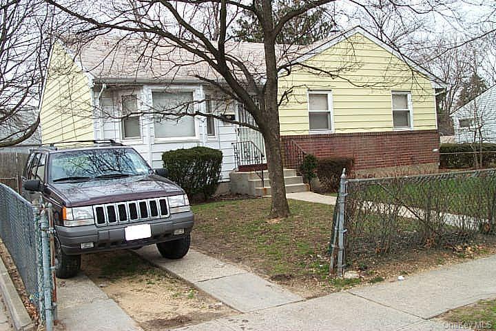 271 Sherman Street – For Sale