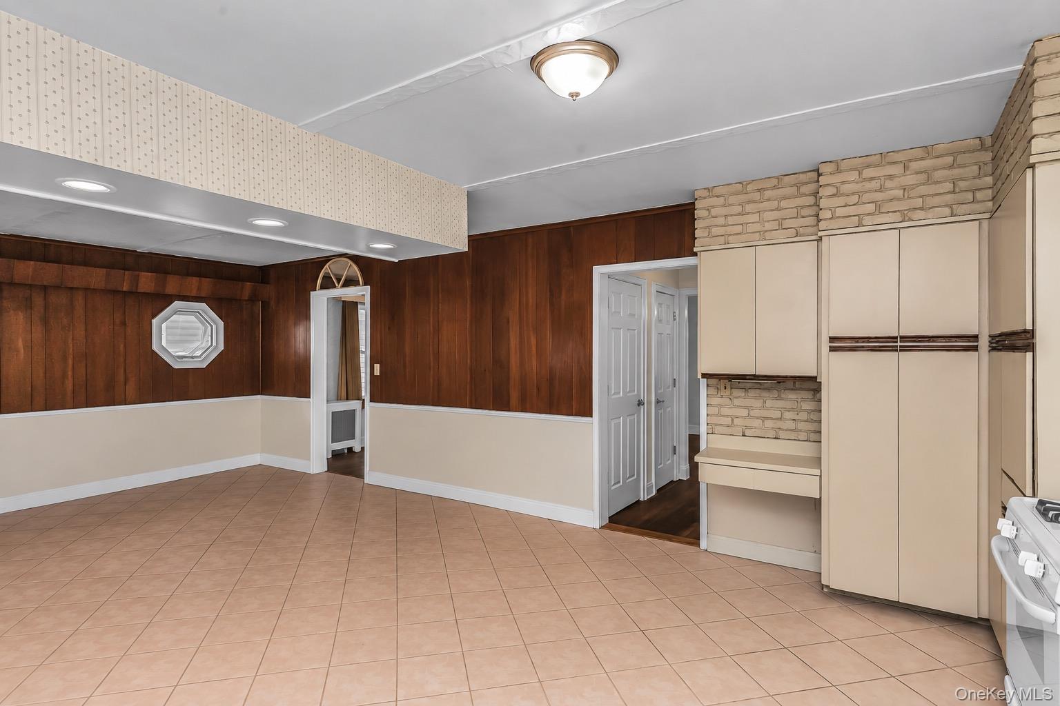 44 Capitol Avenue – For Sale photo 13