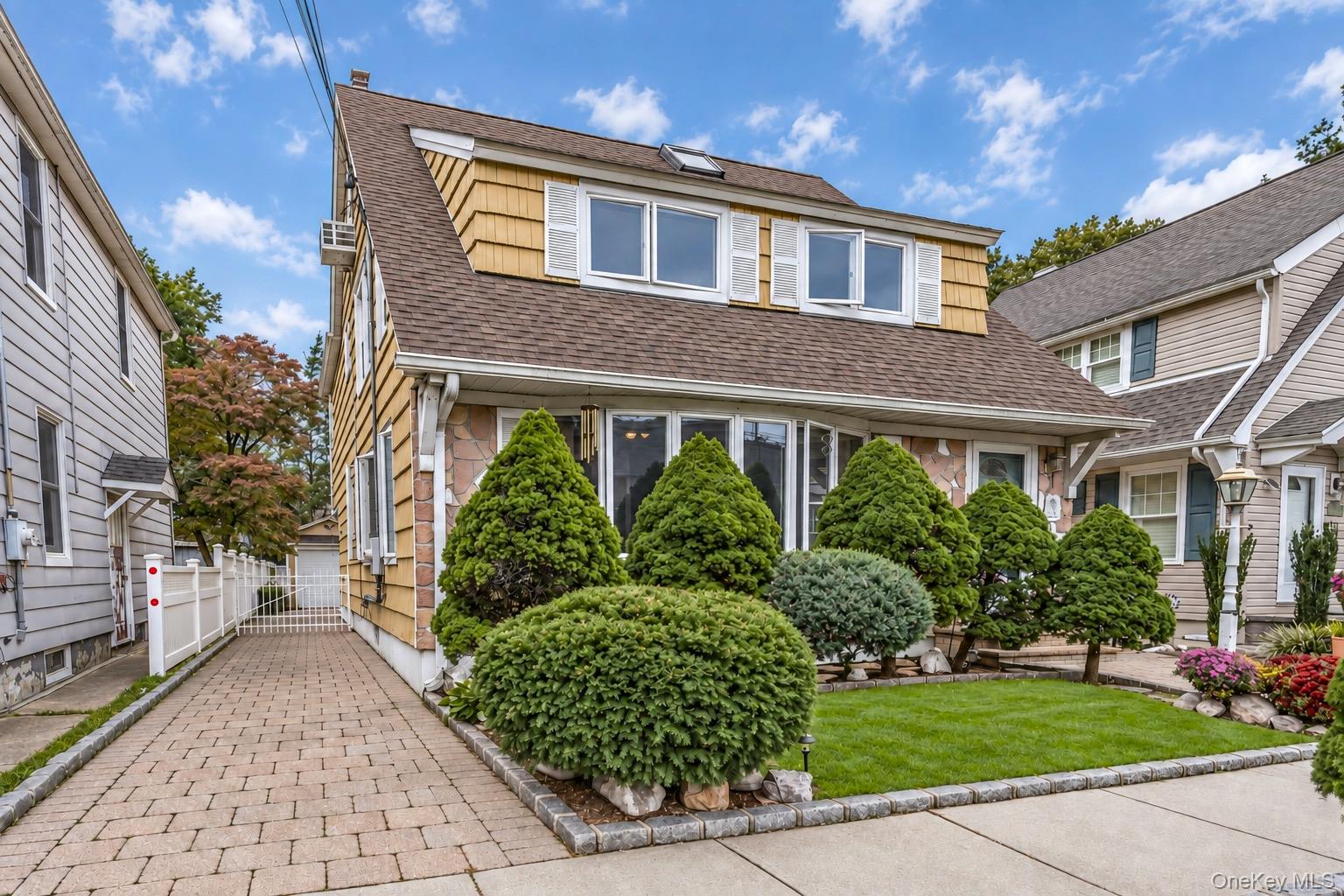 44 Capitol Avenue – For Sale photo 2