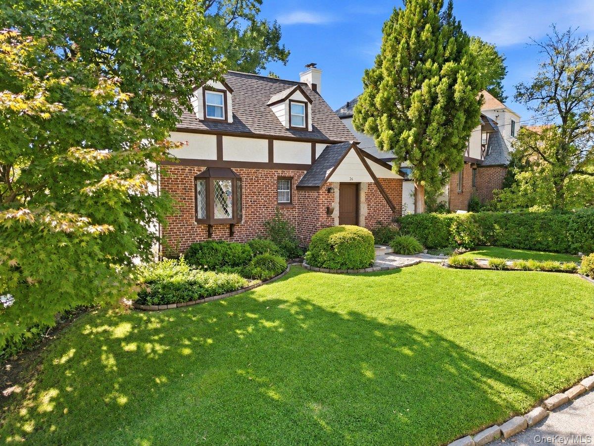 26 Huntington Drive – For Sale photo 2