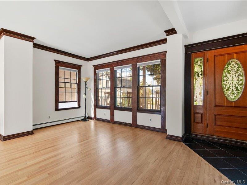 39 12th Avenue – For Sale photo 12