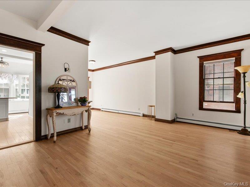 39 12th Avenue – For Sale photo 7