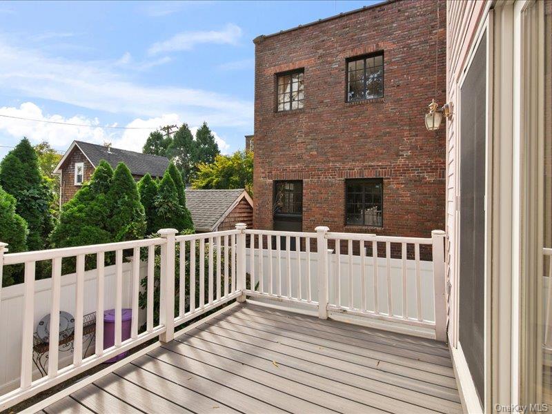 39 12th Avenue – For Sale photo 34