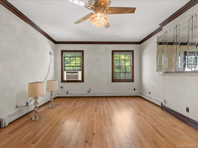 39 12th Avenue – For Sale photo 31