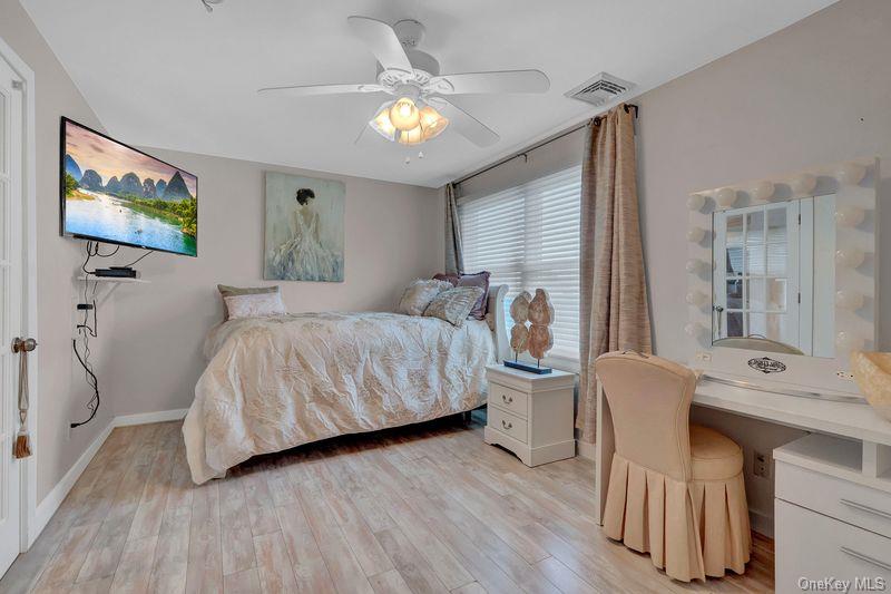 13 Barry Road – For Sale photo 6