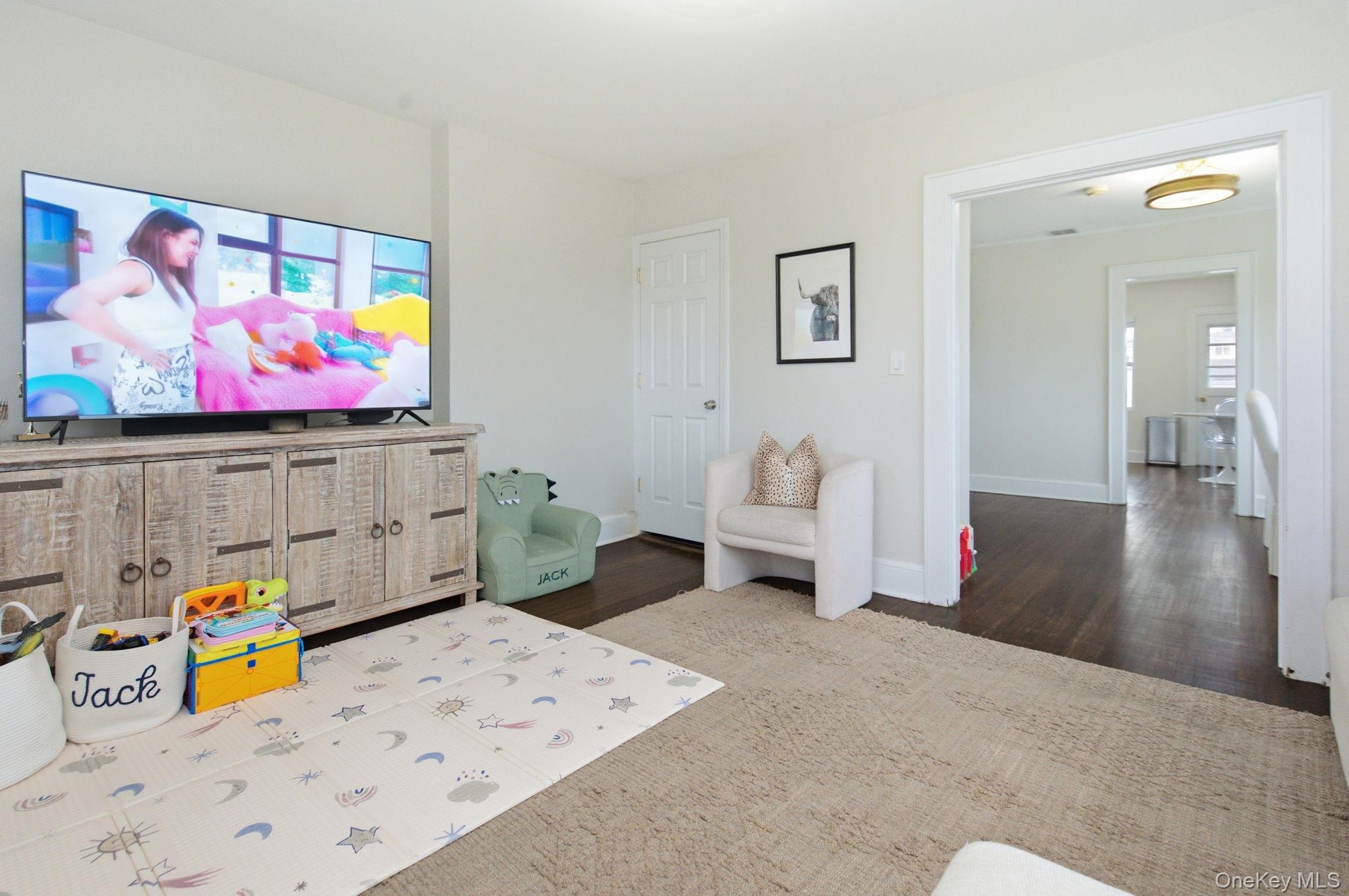 229 S Ridge Street, Unit 227 photo 4