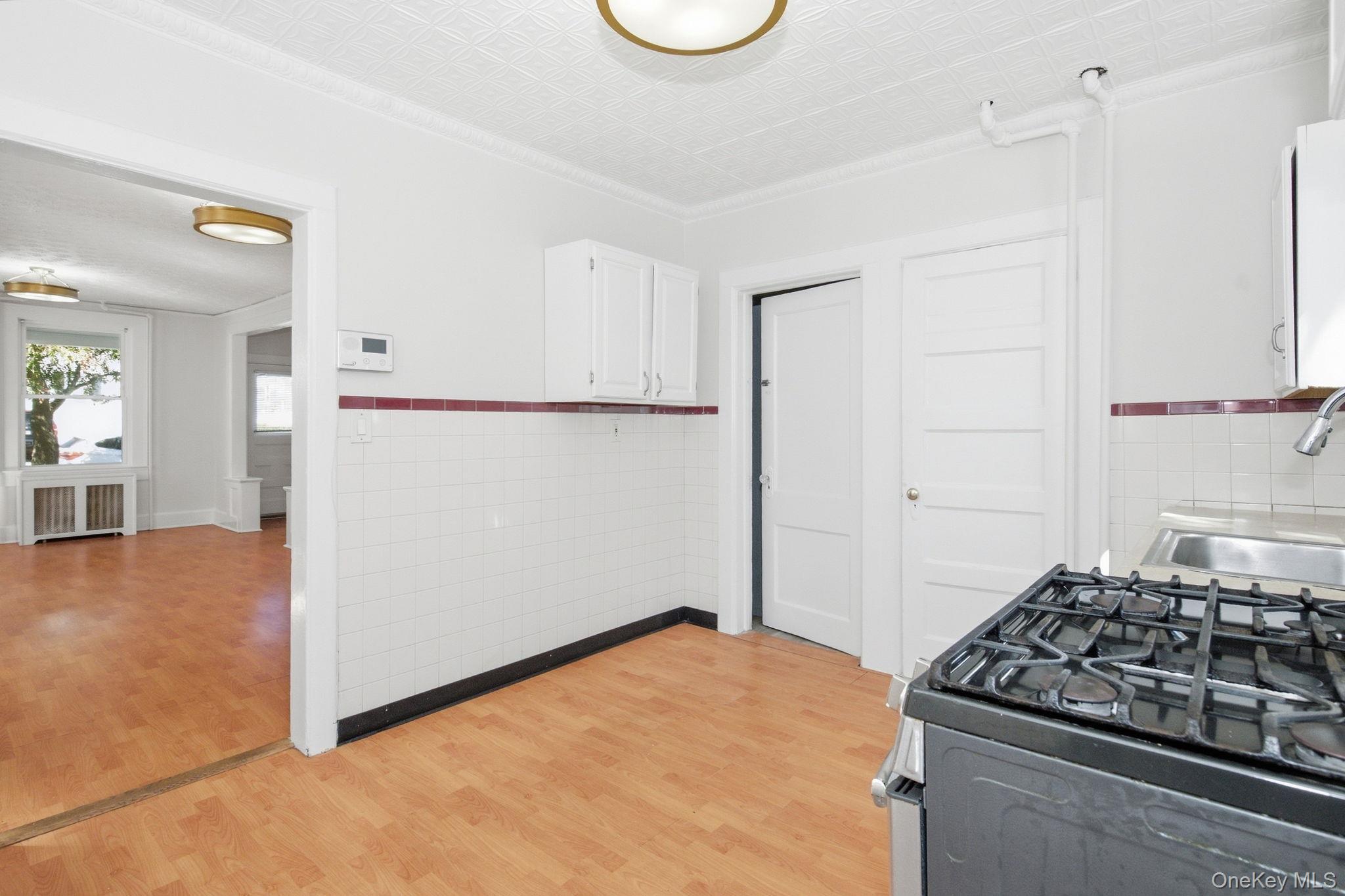 46-48 Robertson Avenue – For Sale photo 9