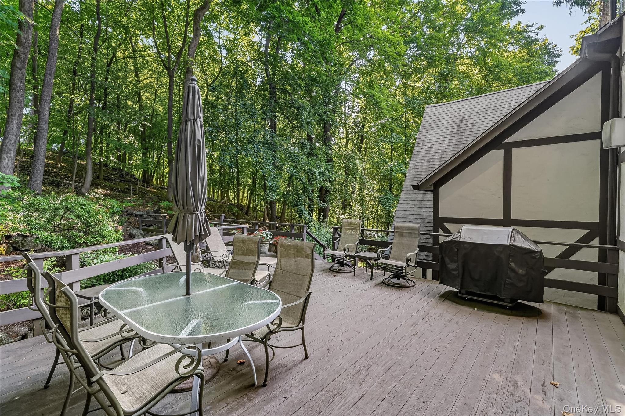 2 McGuire Lane – For Sale photo 38