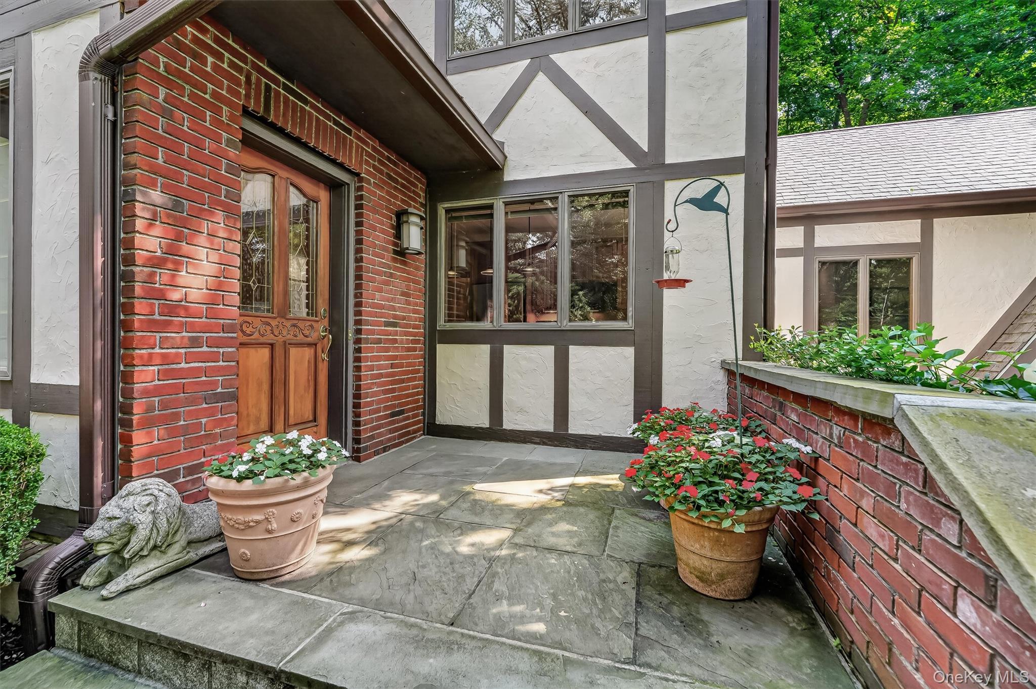 2 McGuire Lane – For Sale photo 4
