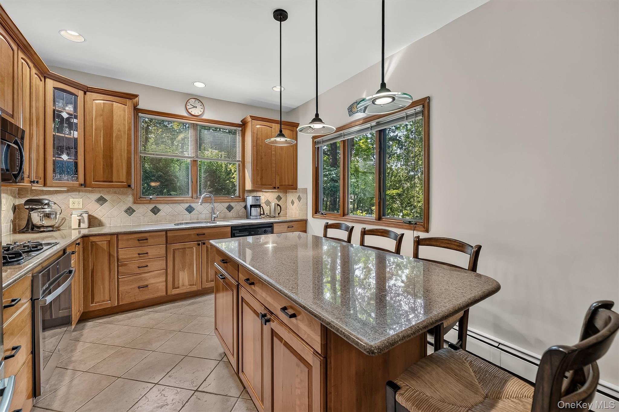 2 McGuire Lane – For Sale photo 15