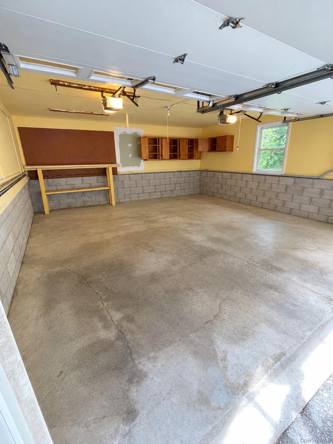 6 David Drive – For Sale photo 2