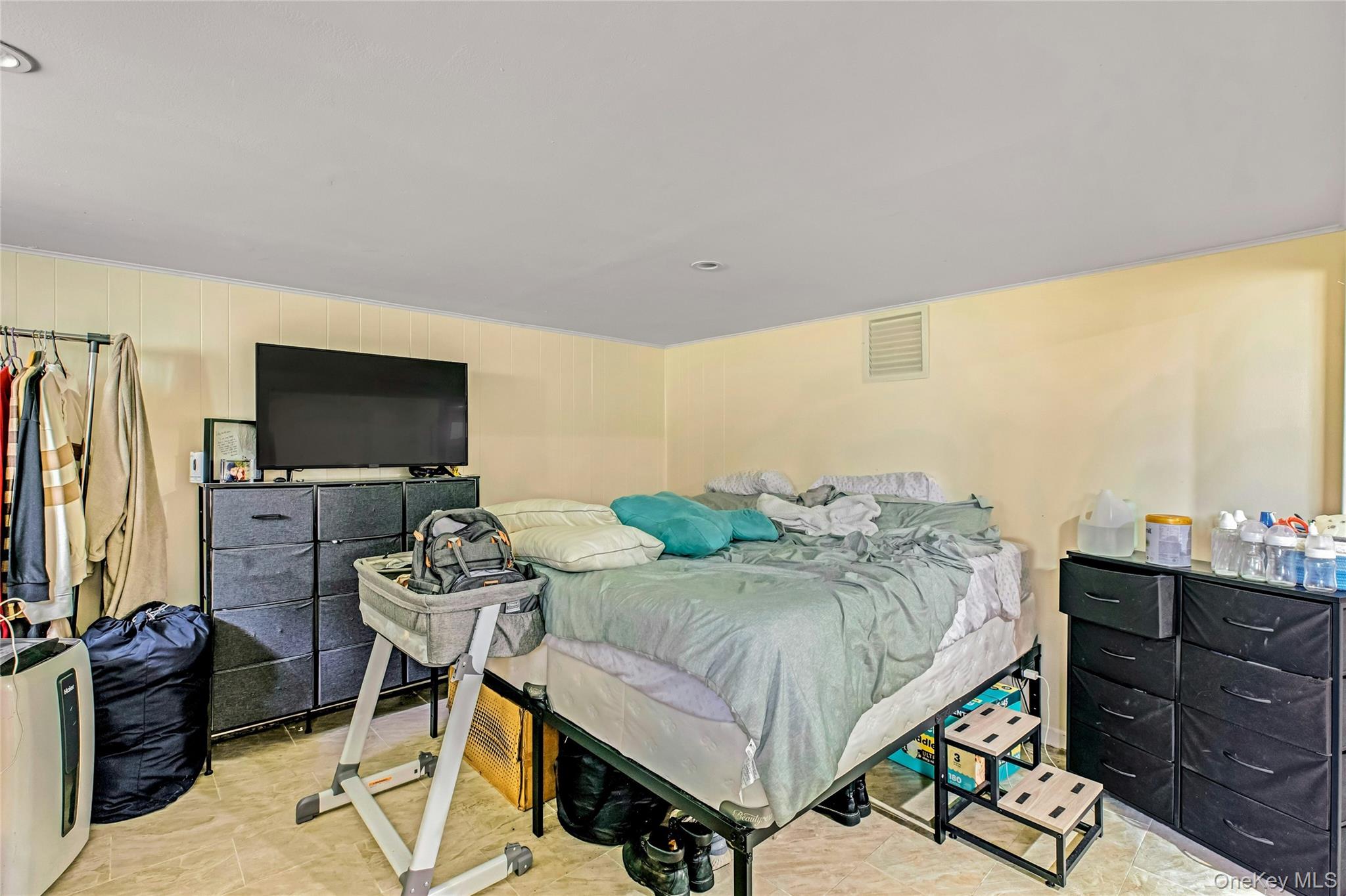 1208 America Avenue – For Sale photo 27