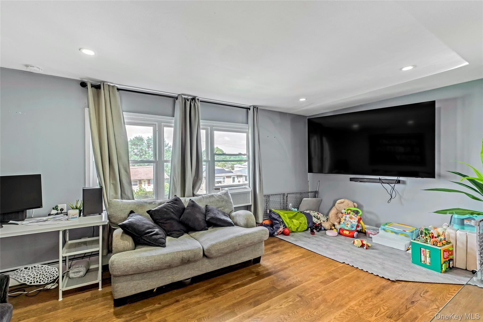 1208 America Avenue – For Sale photo 18