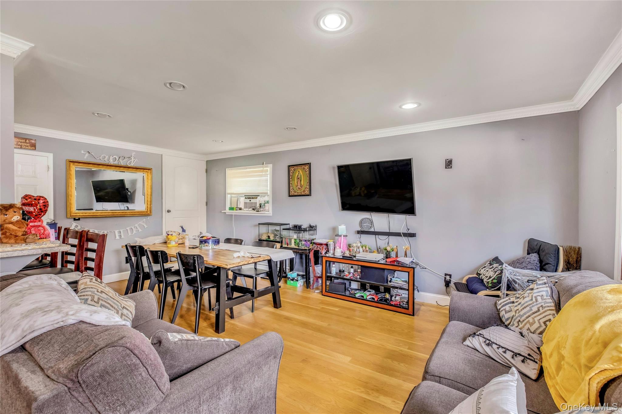 1208 America Avenue – For Sale photo 8