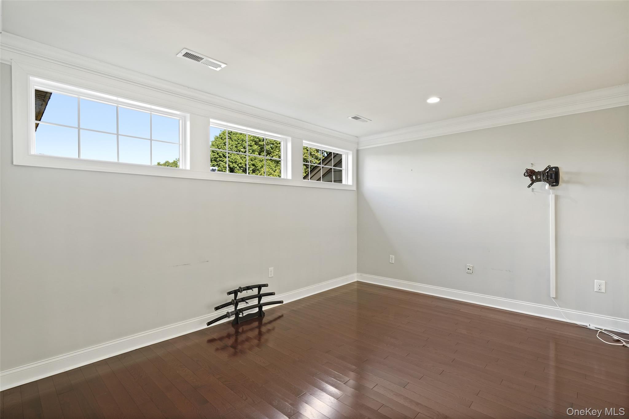 3 Langeloth Drive – For Sale photo 16