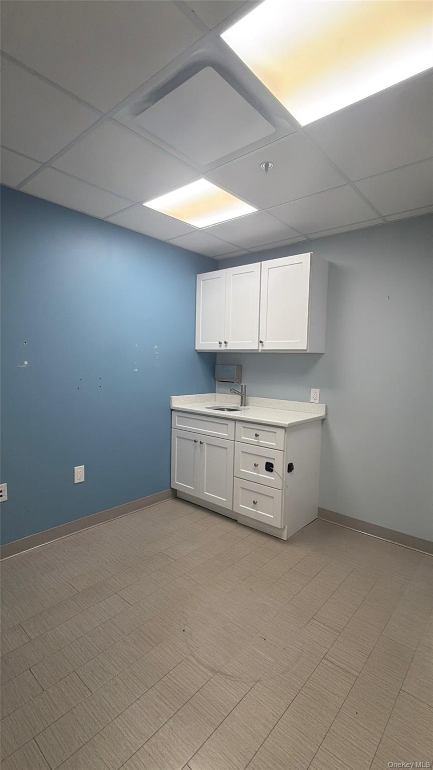 163-03 Horace Harding Expressway – For Rent photo 8